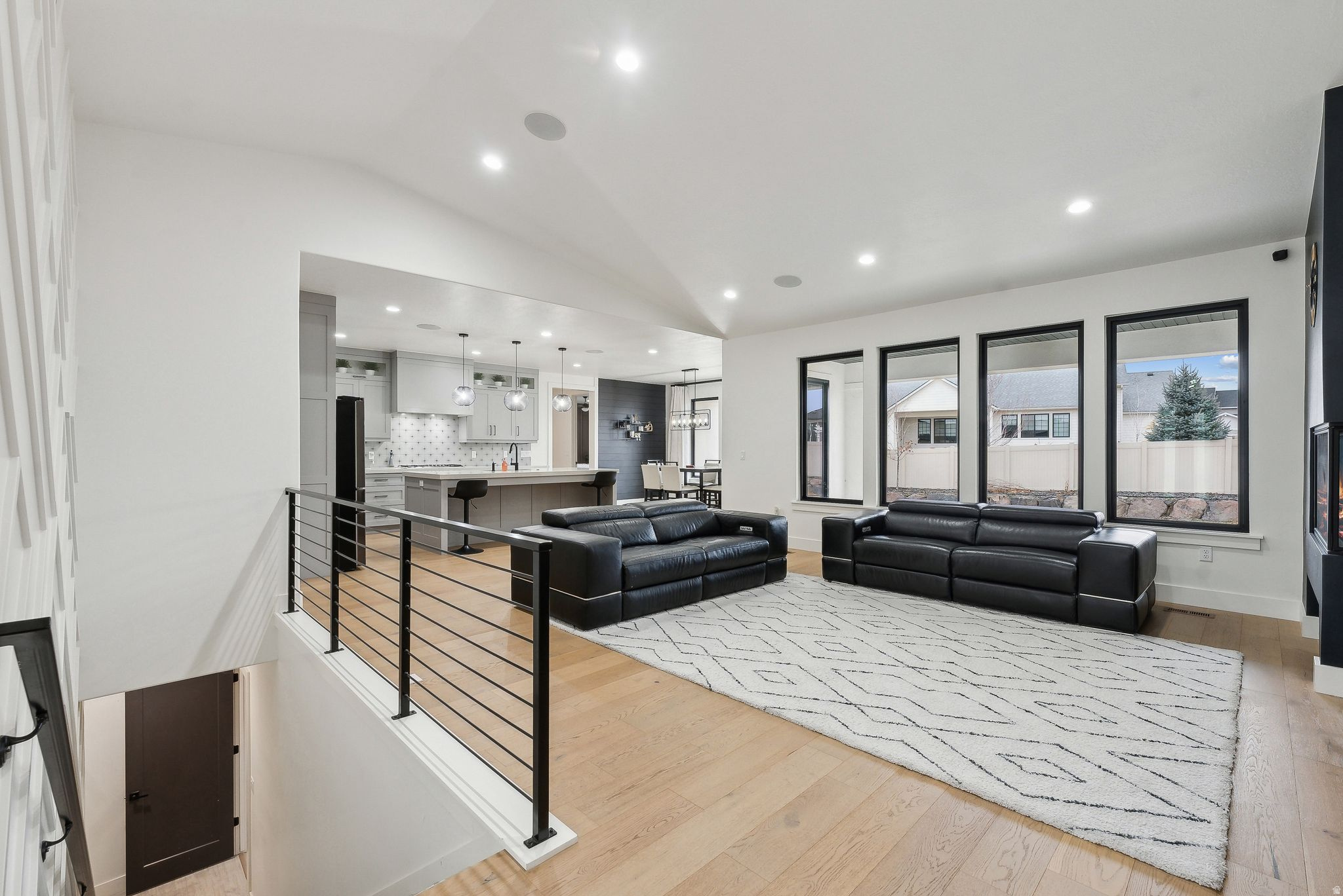 FOX LANDING - Residential