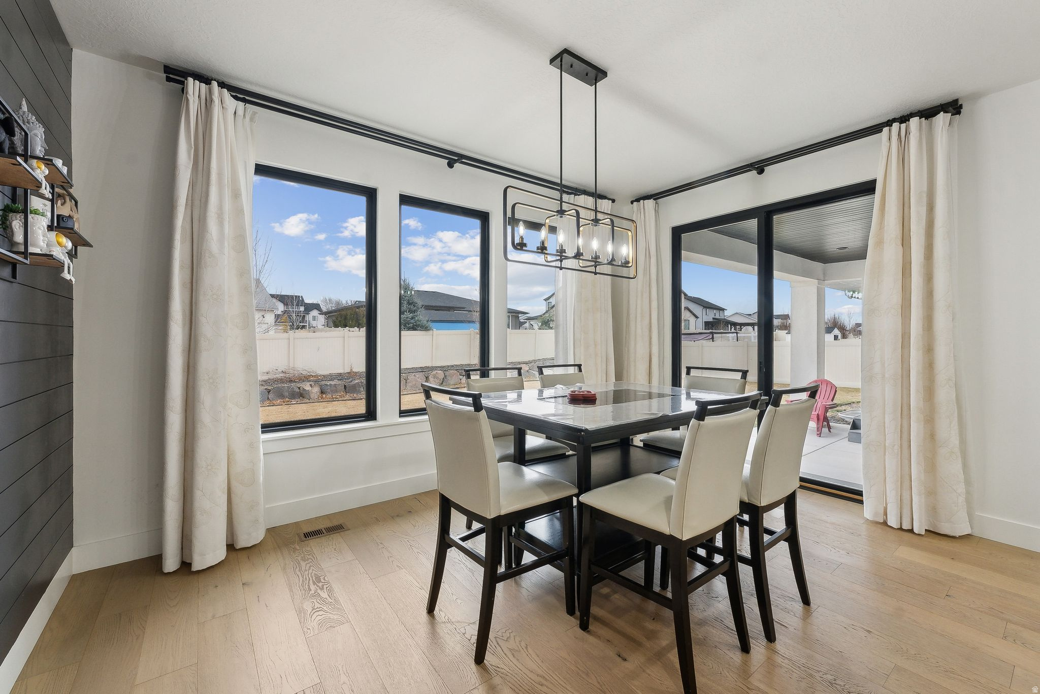 FOX LANDING - Residential