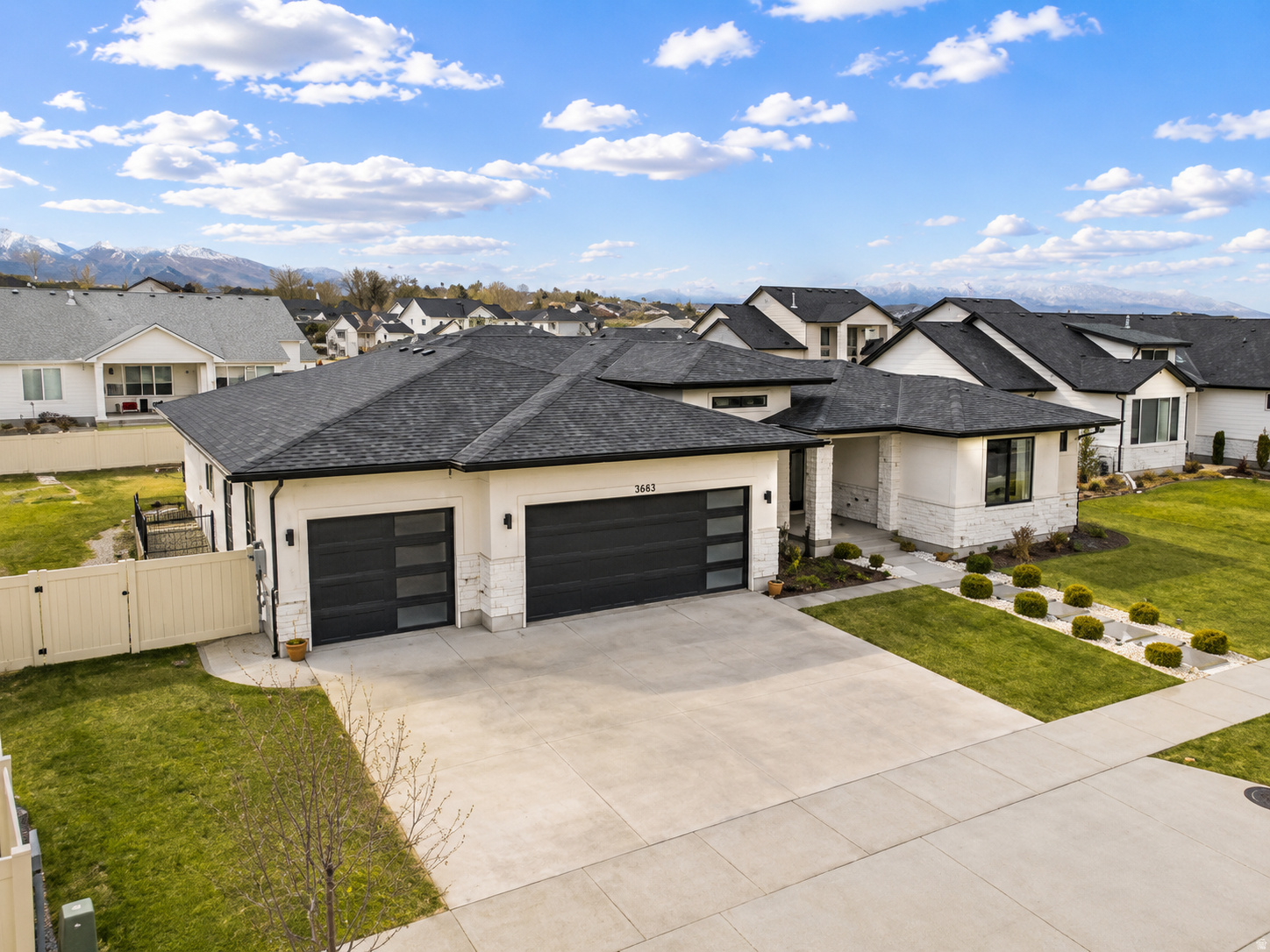 FOX LANDING - Residential