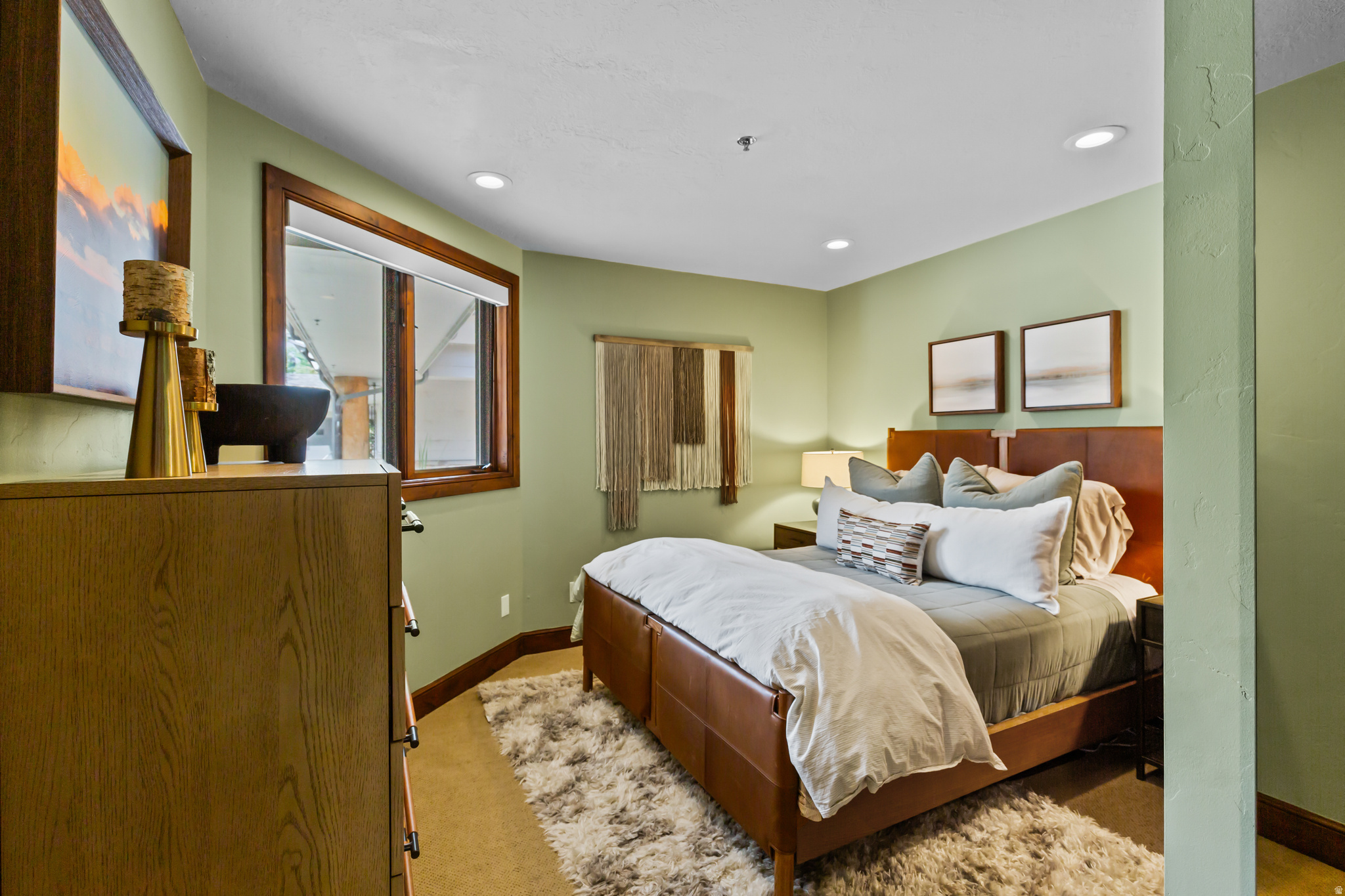 FAWNGROVE CONDOMINIUM - Residential Lease