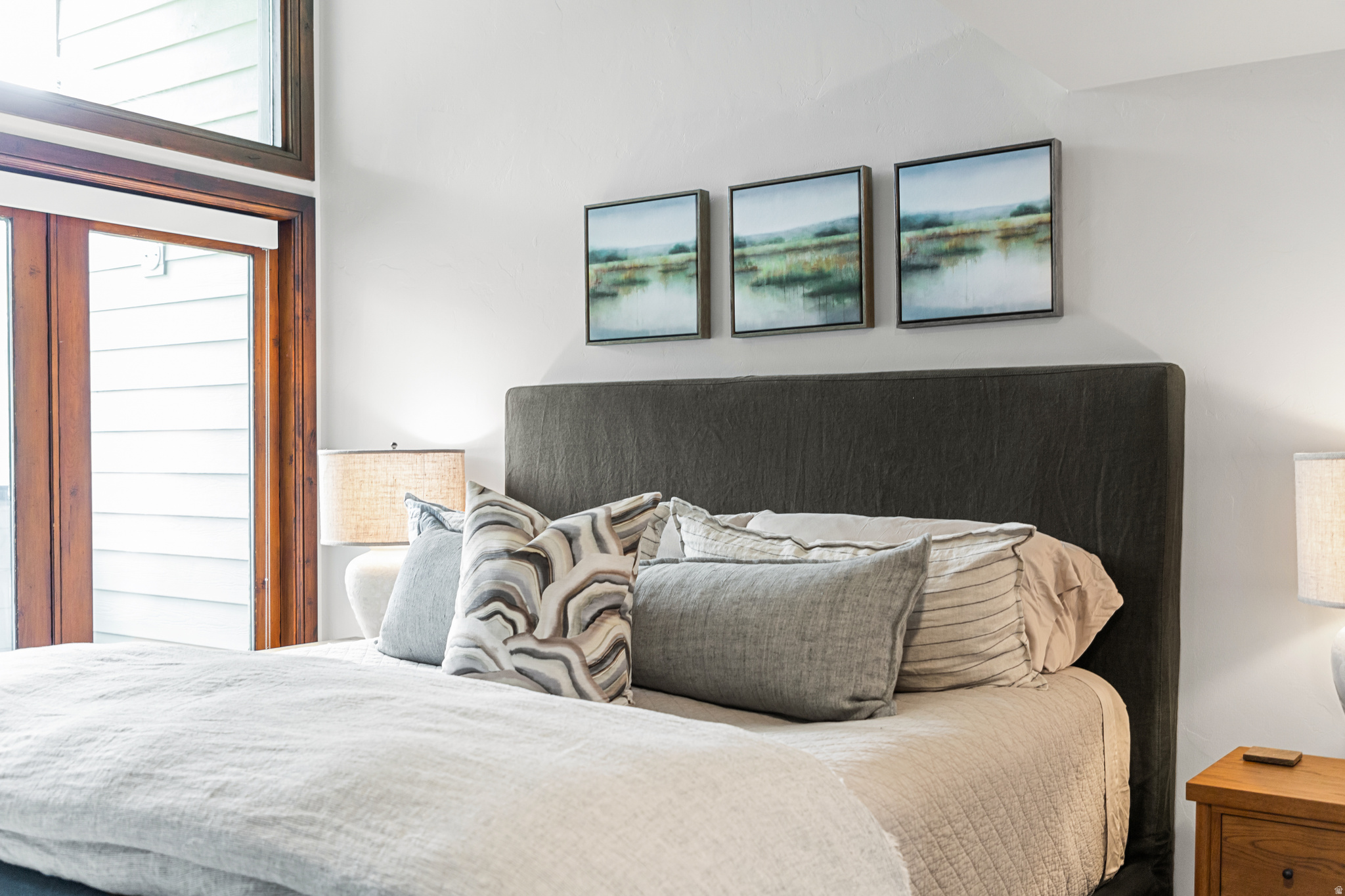 FAWNGROVE CONDOMINIUM - Residential Lease