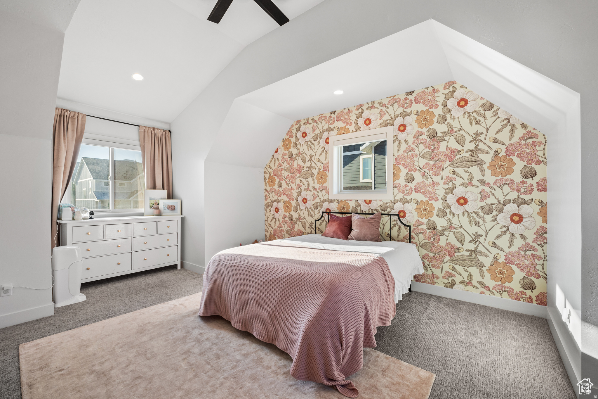 SKYE ESTATES - Residential