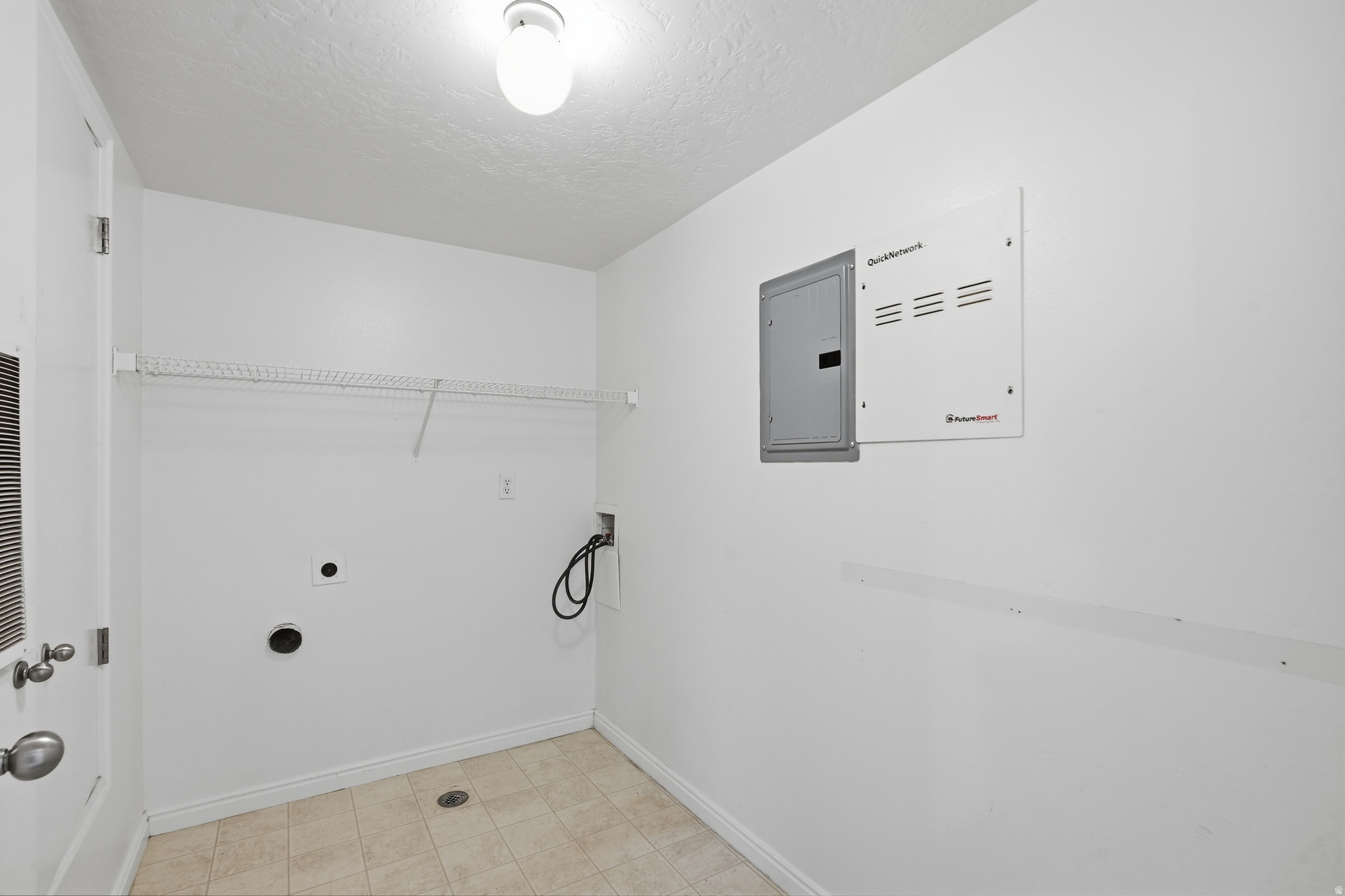 WESTBURY - Residential