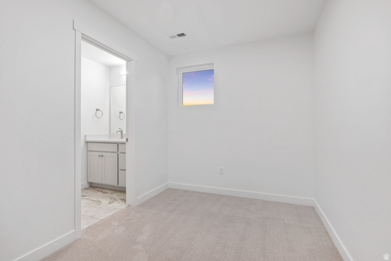 DAYBREAK - Residential
