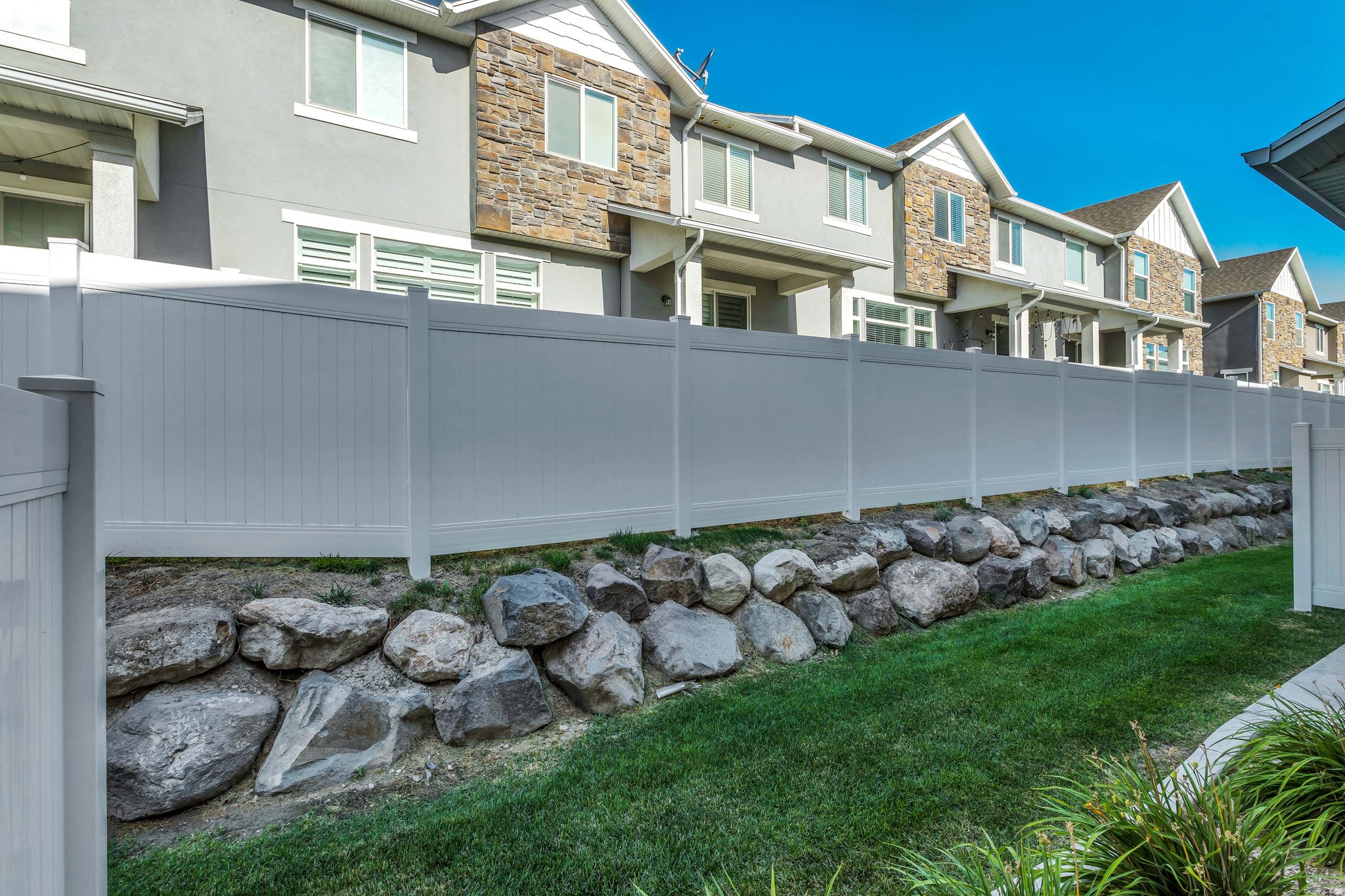 CREEKSIDE - Residential Lease