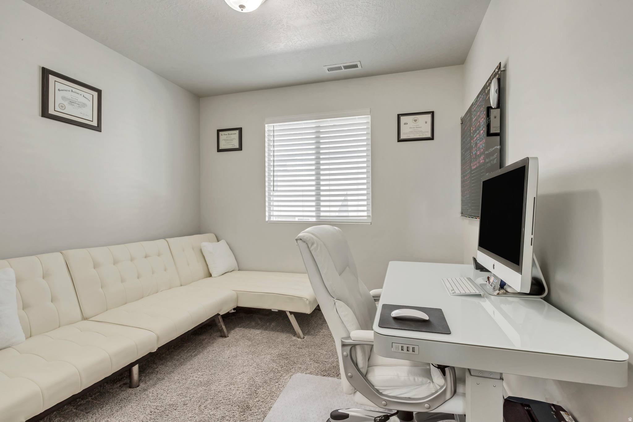 CREEKSIDE - Residential Lease