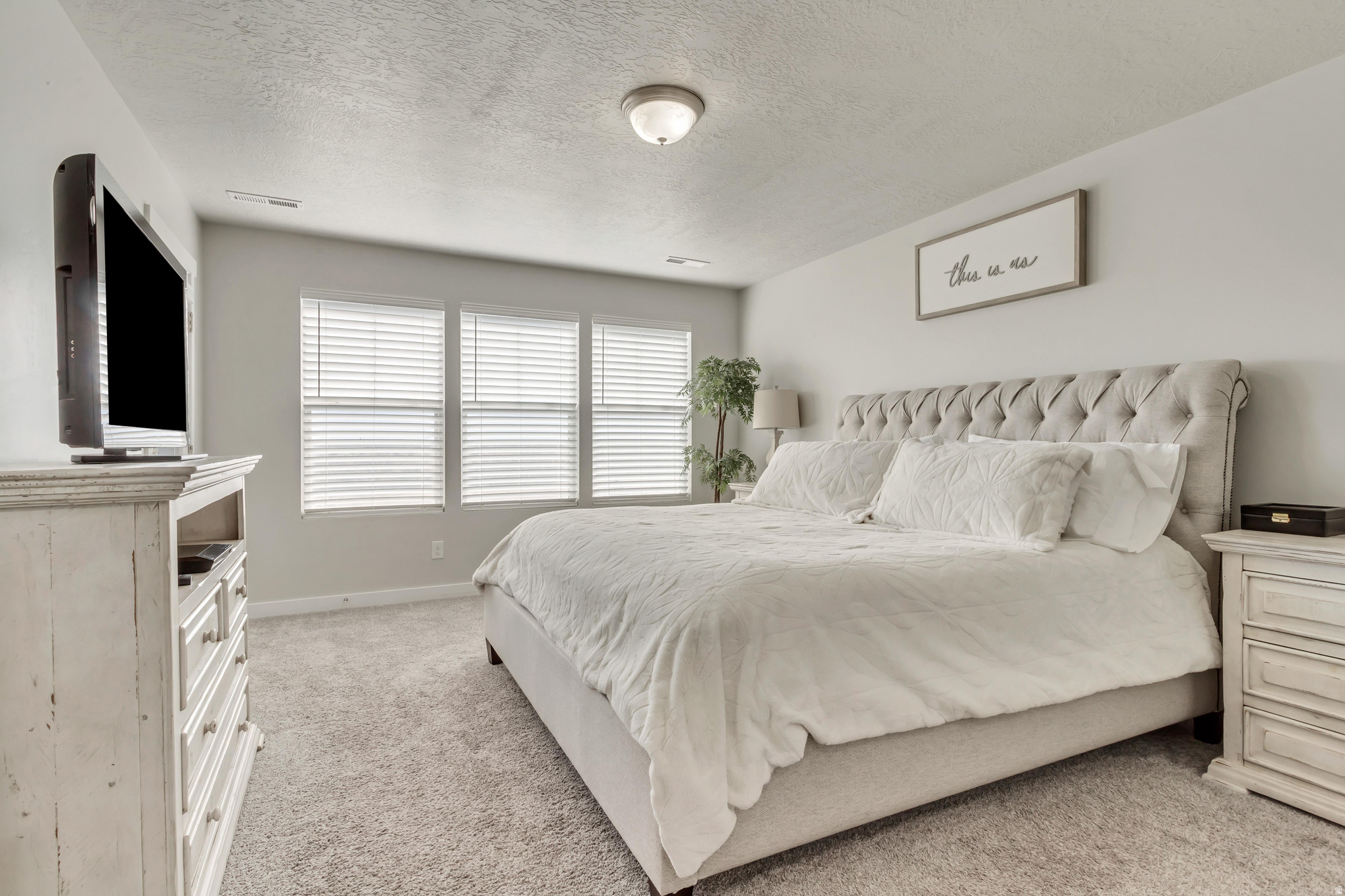 CREEKSIDE - Residential Lease