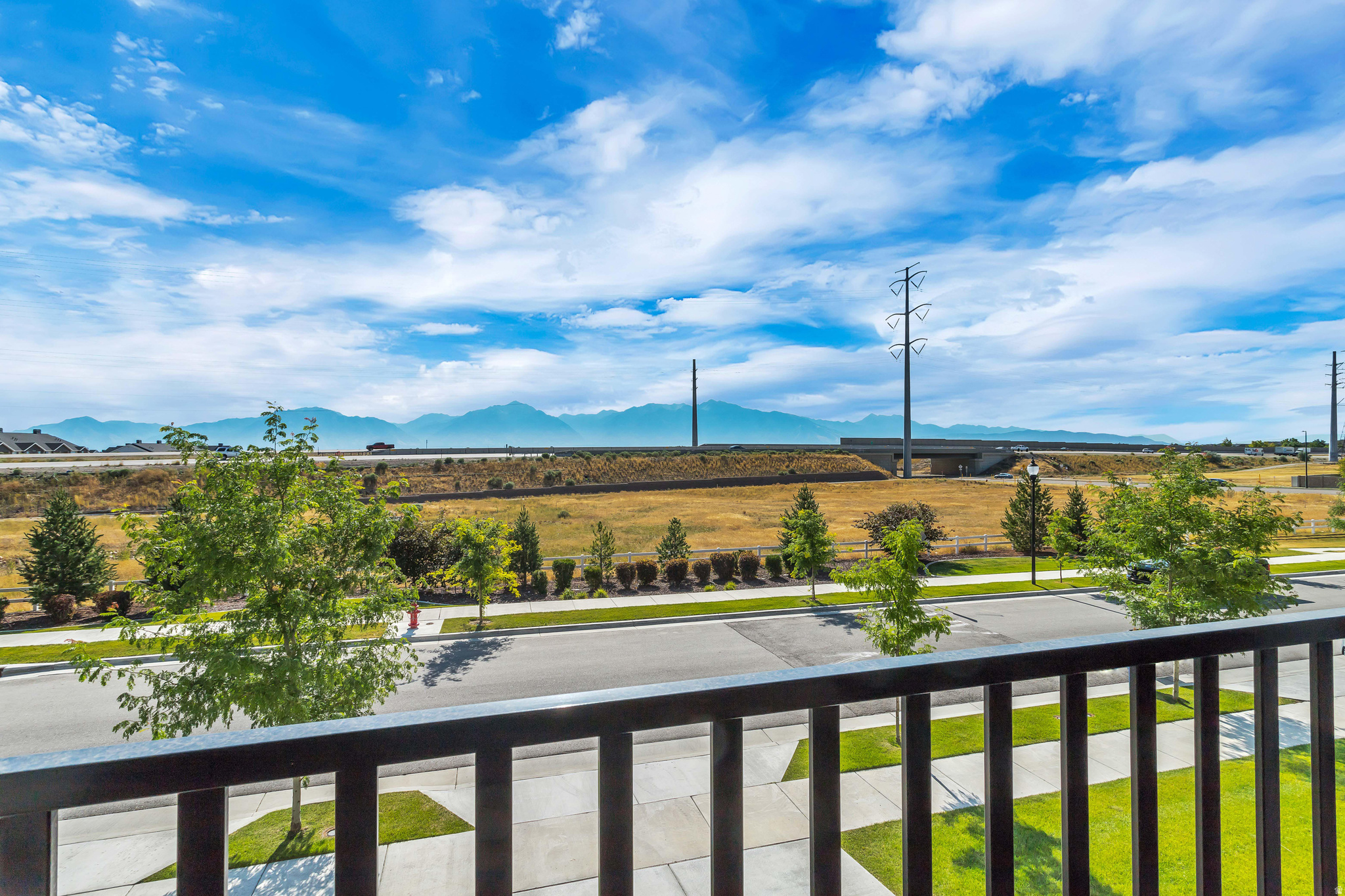 CREEKSIDE - Residential Lease