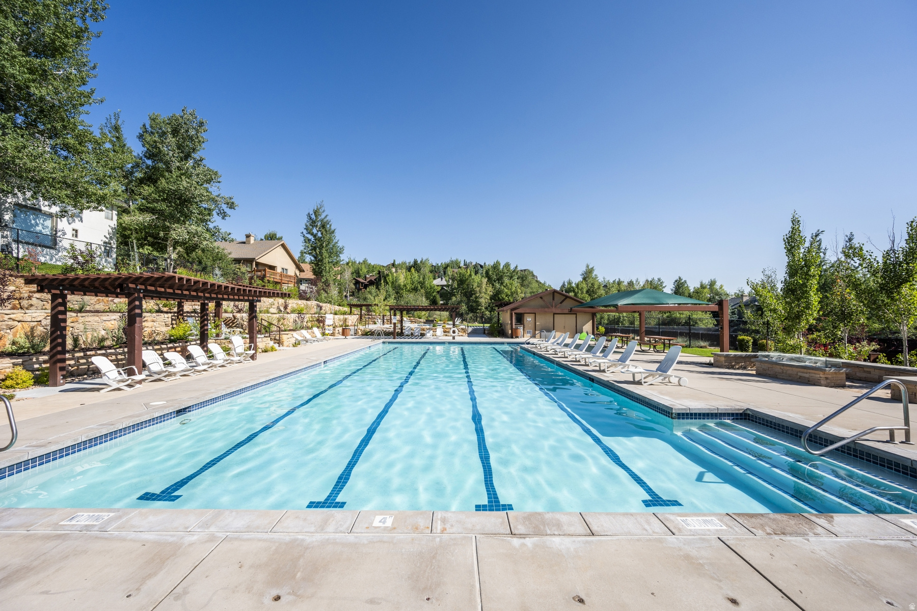 SUNPEAK - Residential