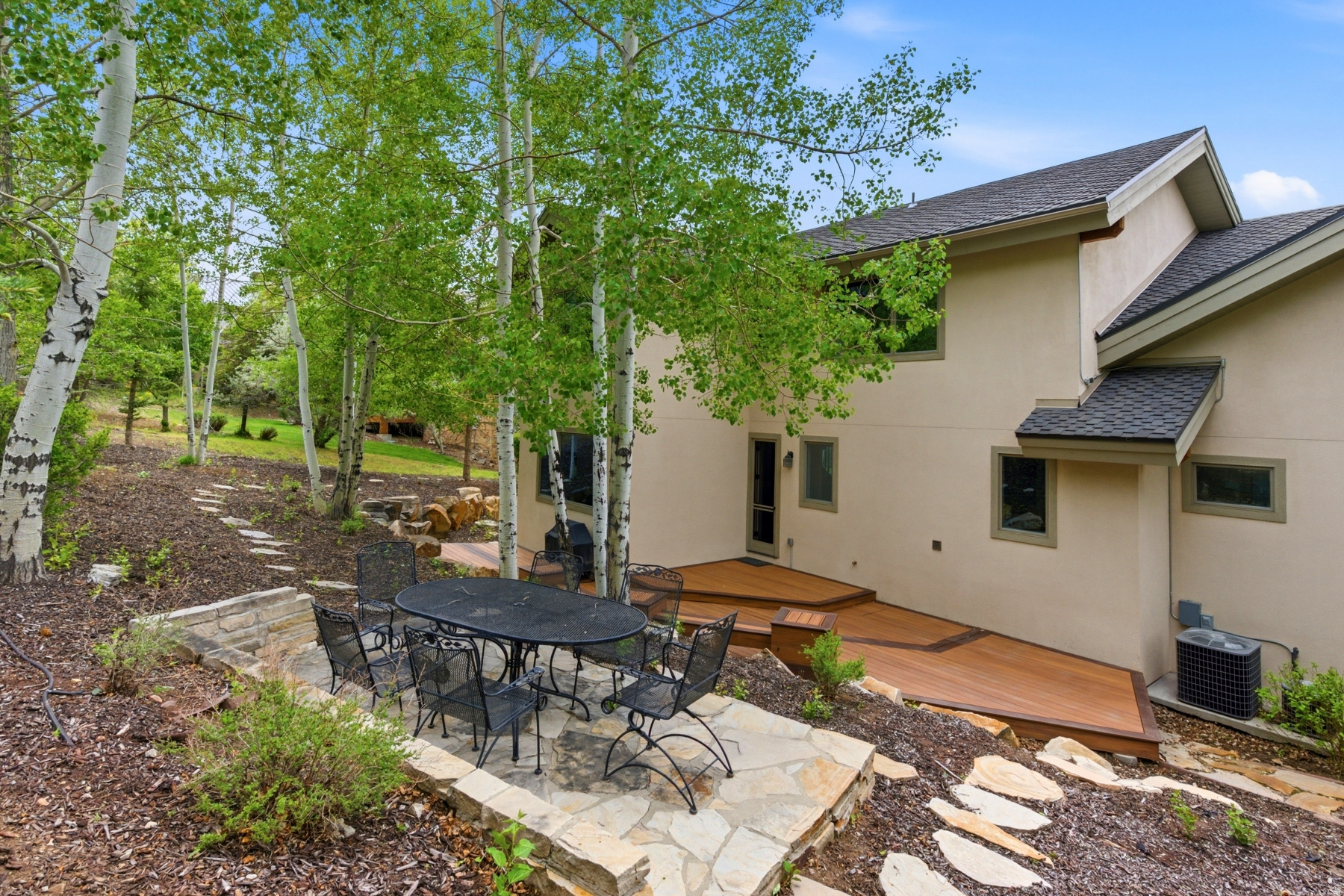 SUNPEAK - Residential