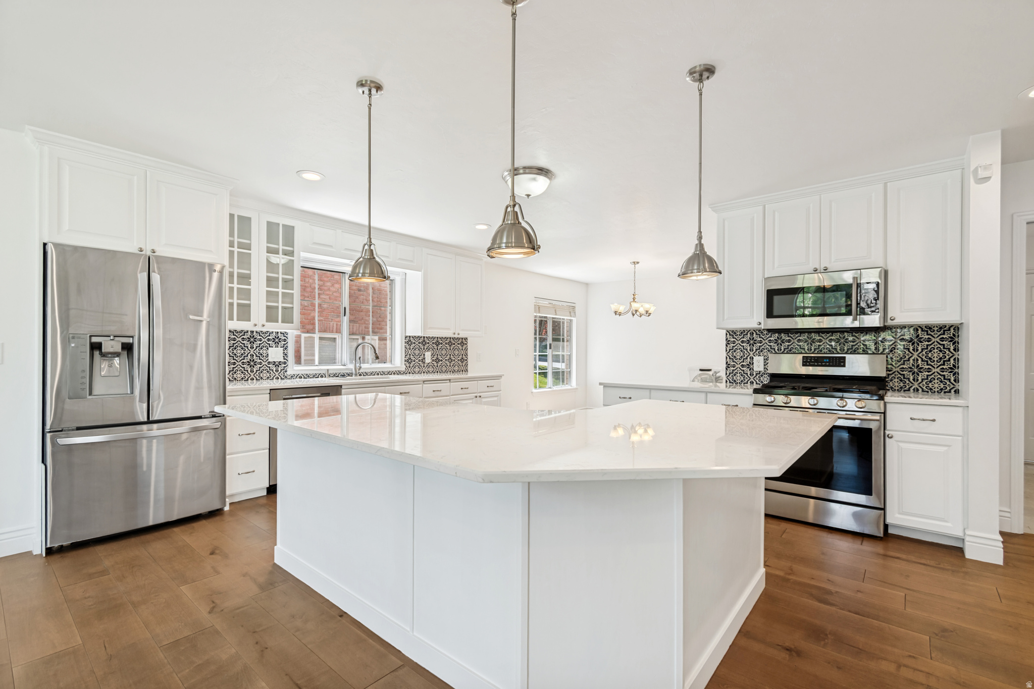RIDGE - Residential