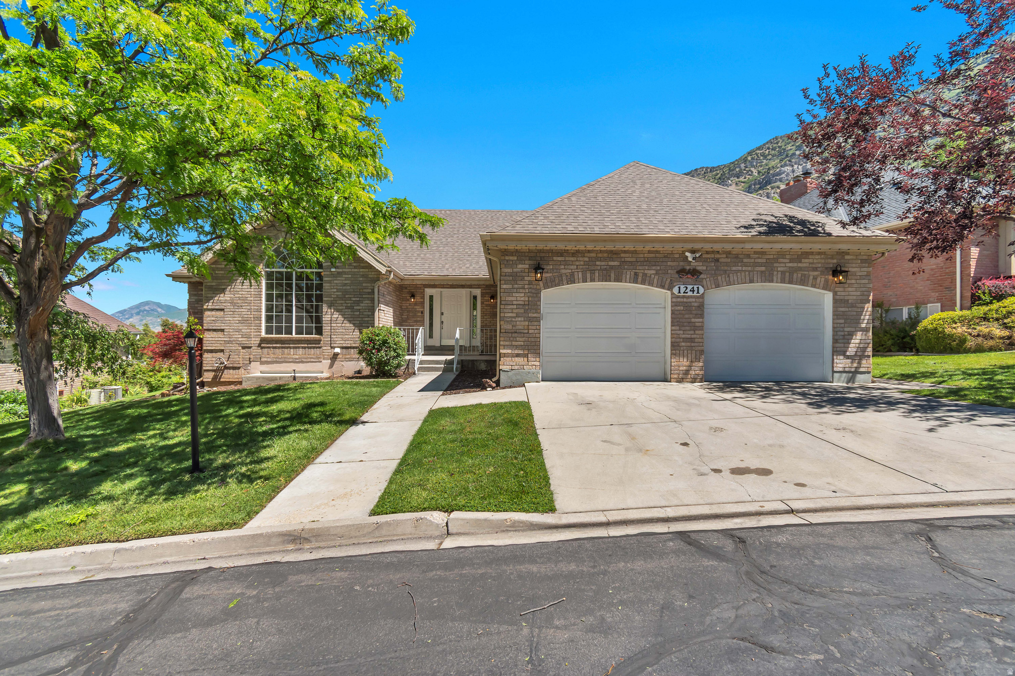 Beautifully updated 6-bedroom, 4-bath home in the desirable Cambridge Court community, backing directly to Rock Canyon Bowl Park. Rare lot with backyard access to park, trails, open space, and mountain views, and still only just minutes from BYU, Provo Temple, Provo Canyon, Sundance, and more. Recent renovations include new engineered wood flooring, new carpet, renovated bathrooms, and kitchen remodels, making this home move-in ready. Square footage figures are provided as a courtesy estimate only and were obtained from county records.  Buyer is advised to obtain an independent measurement.
