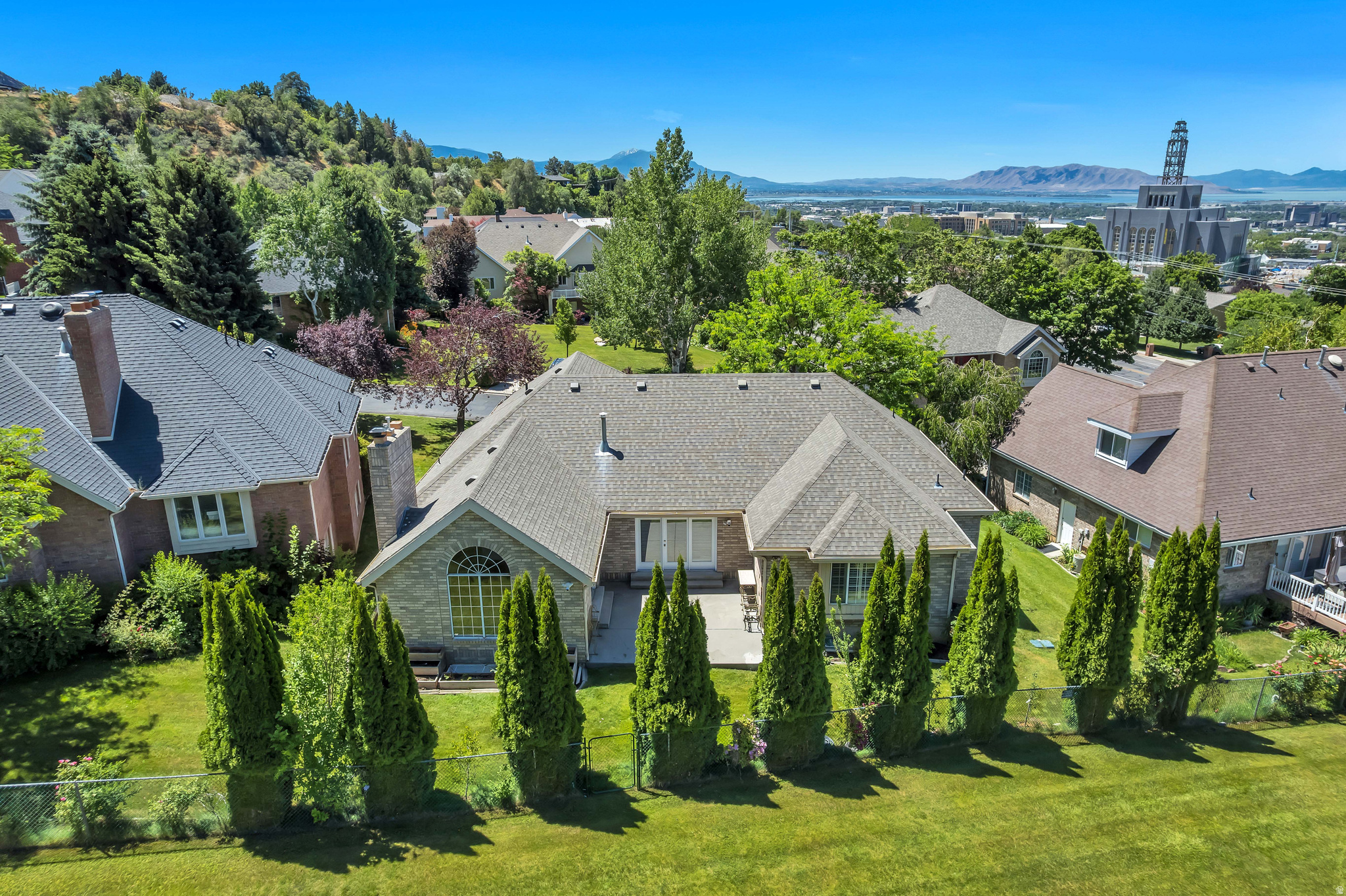 RIDGE - Residential