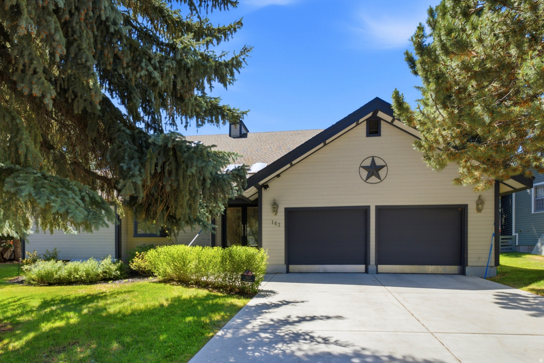 THAYNES CANYON SUBDIVISION - Residential