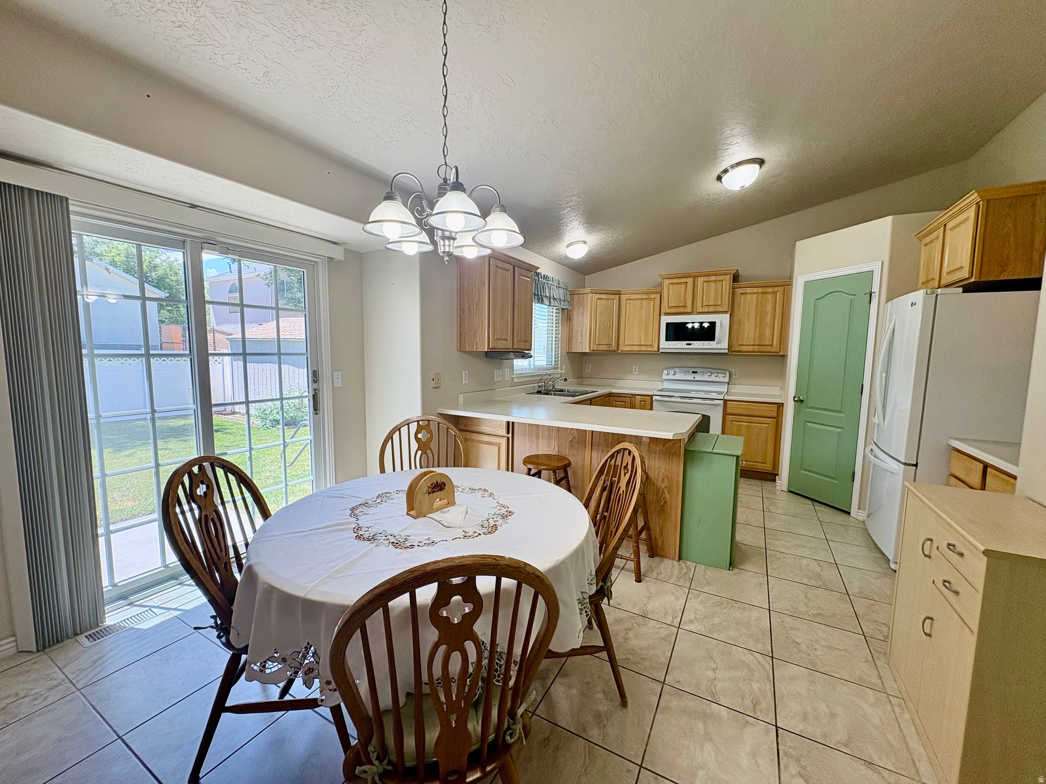 THE RIDGE - Residential