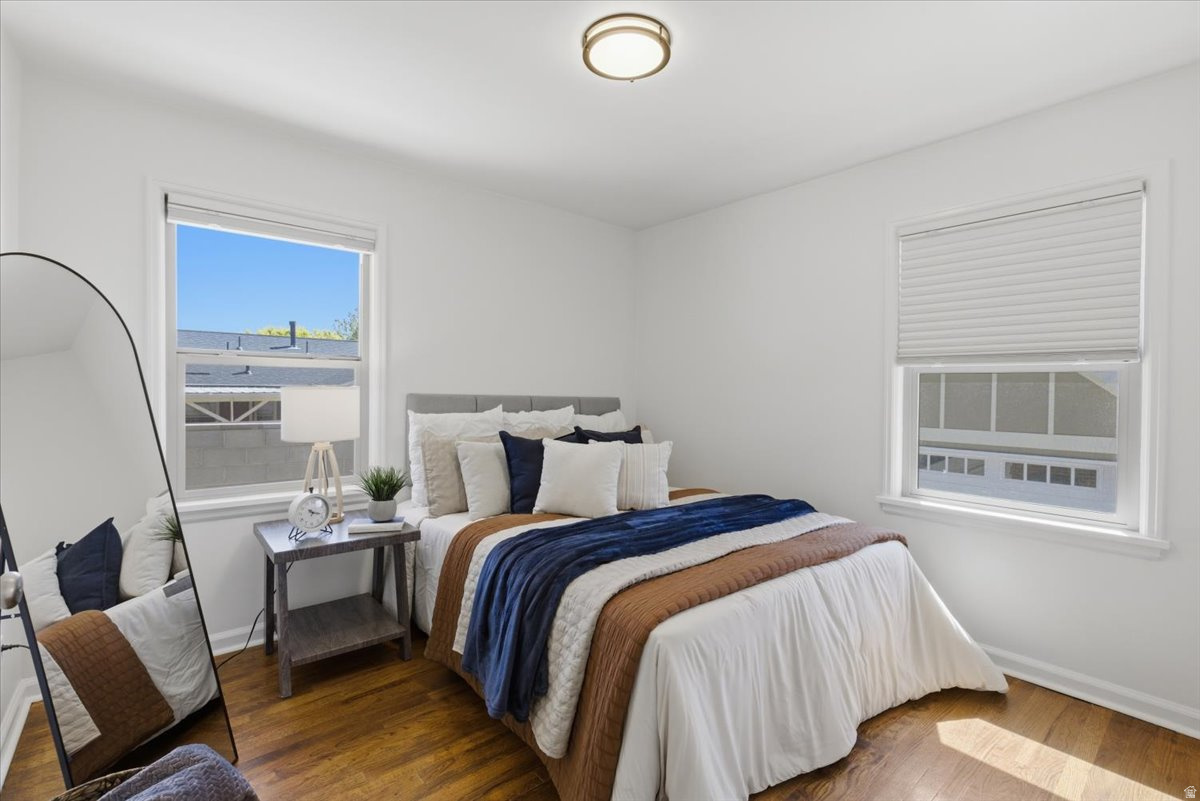 COUNTRY CLUB HEIGHTS - Residential