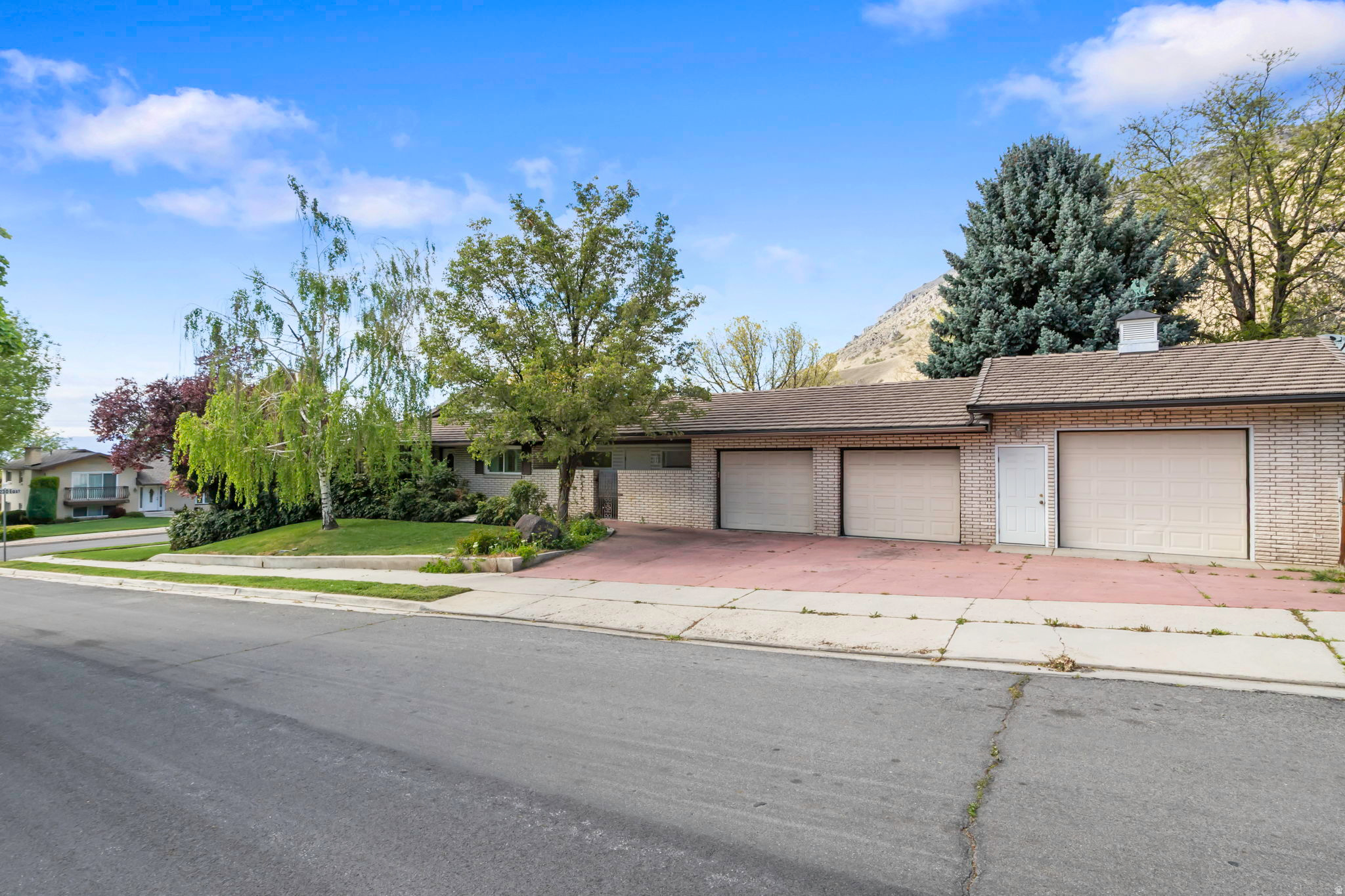 PLAT A HALL HEIGHTS - Residential