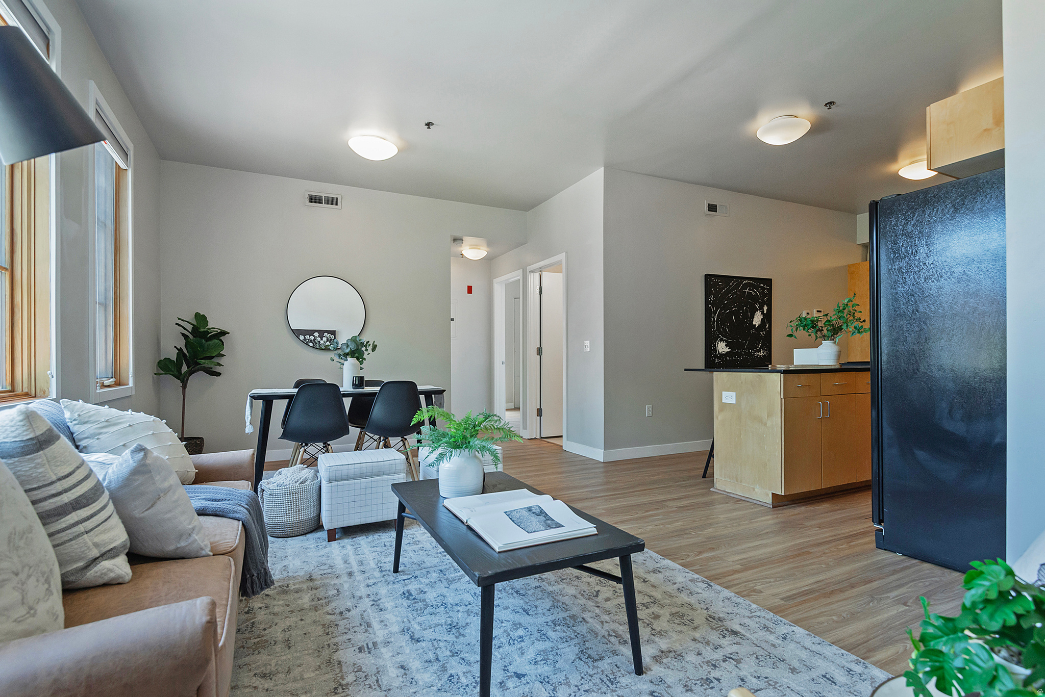 LIBRARY SQUARE - Residential