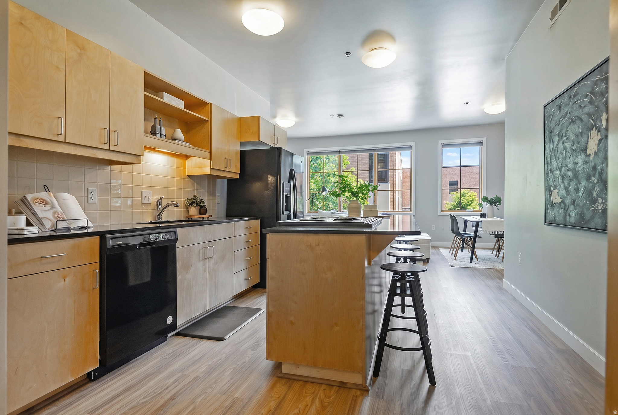 LIBRARY SQUARE - Residential