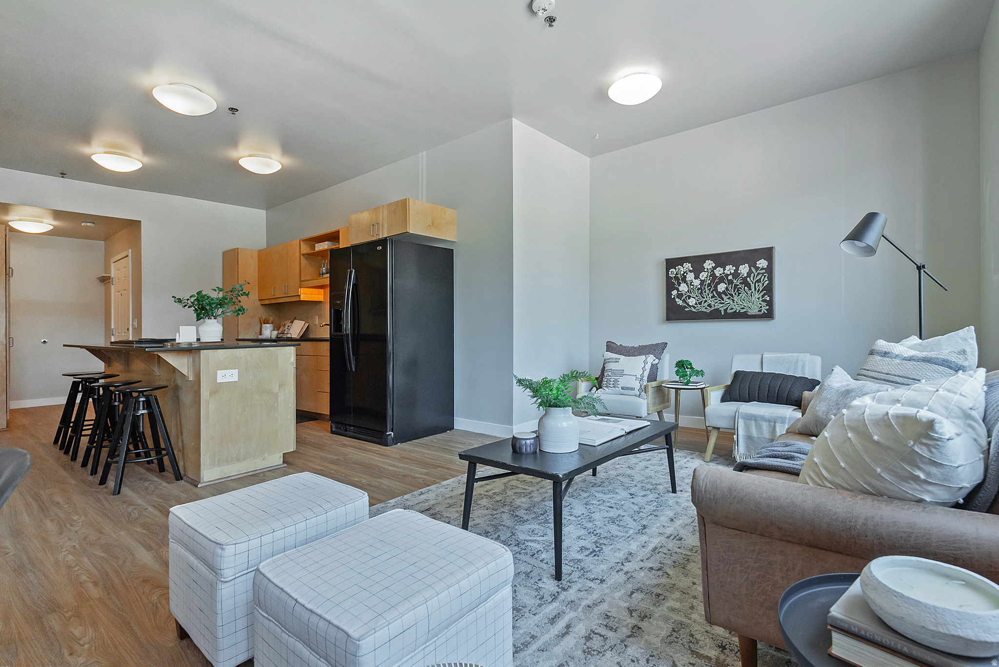 LIBRARY SQUARE - Residential