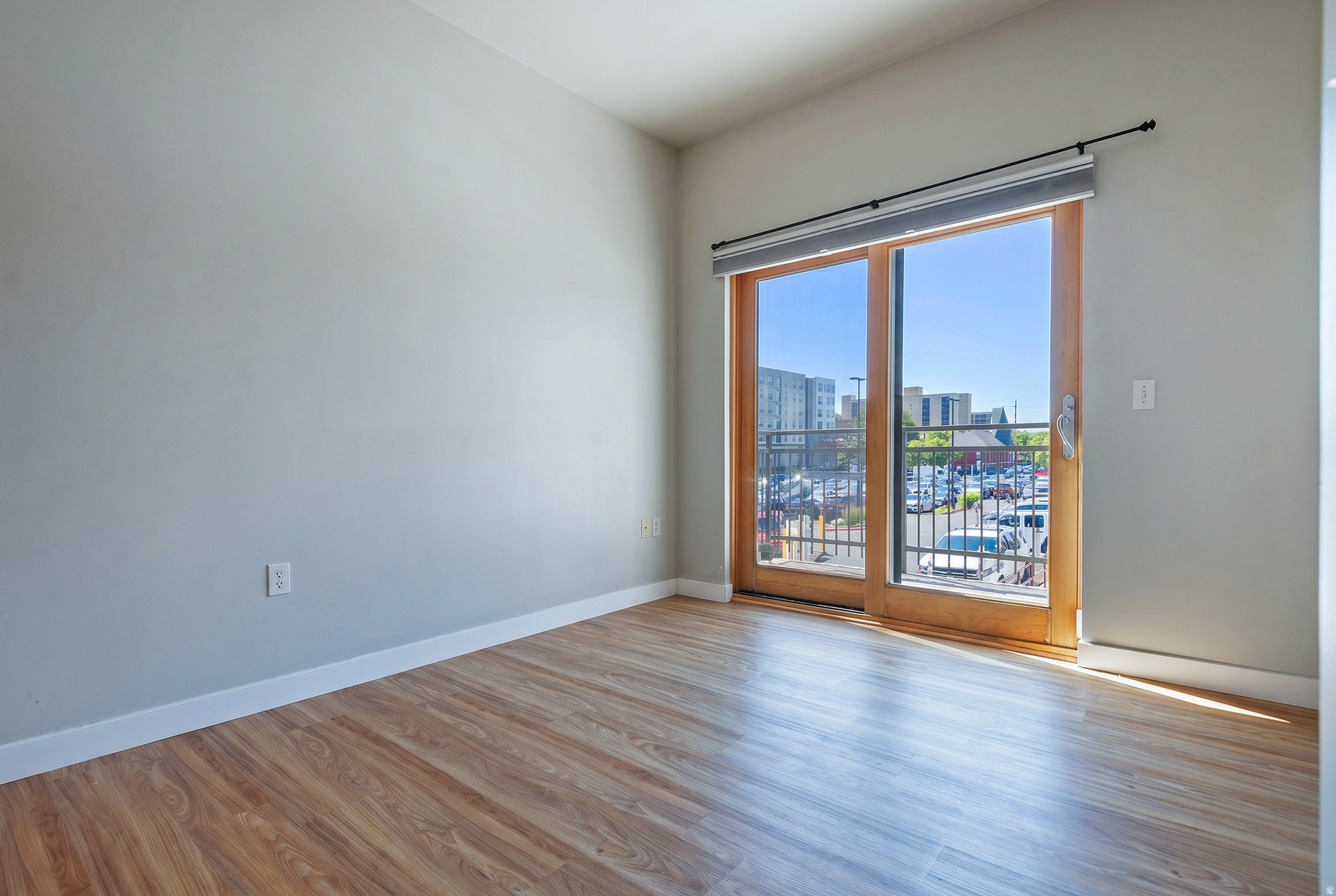 LIBRARY SQUARE - Residential