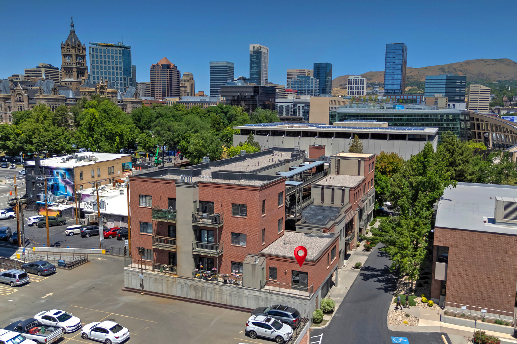 LIBRARY SQUARE - Residential