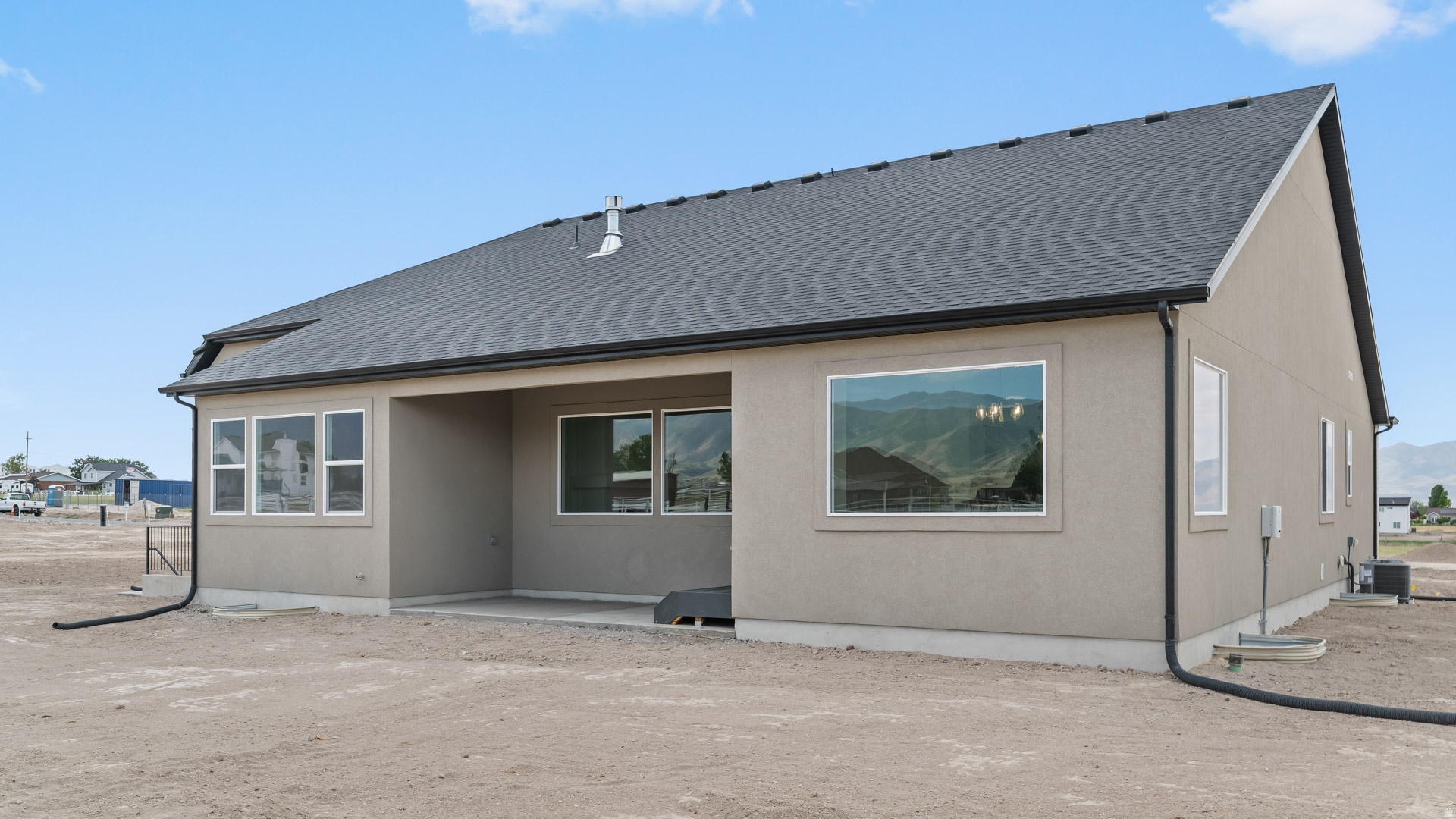 RILEY PARK - Residential