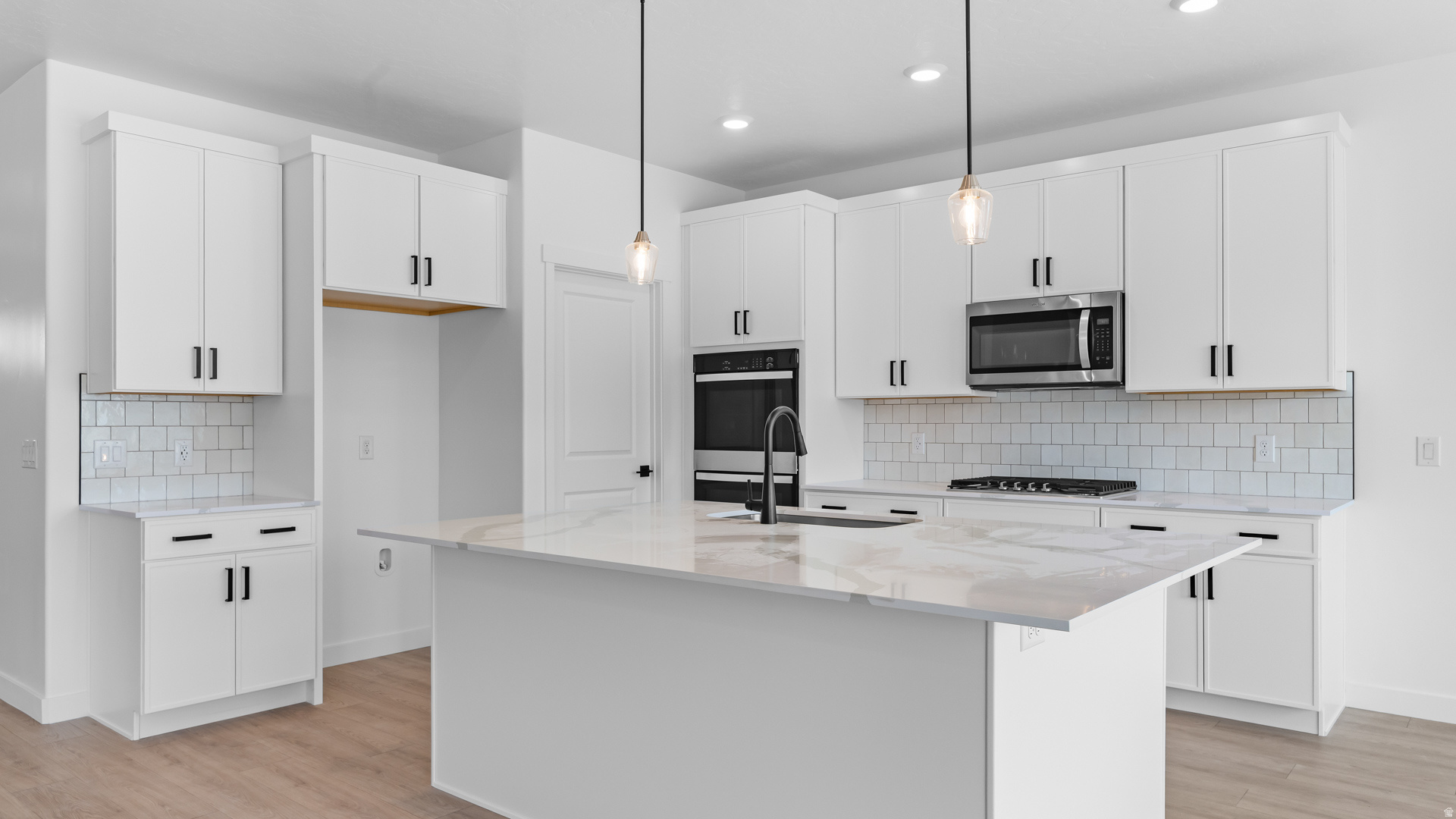 RILEY PARK - Residential