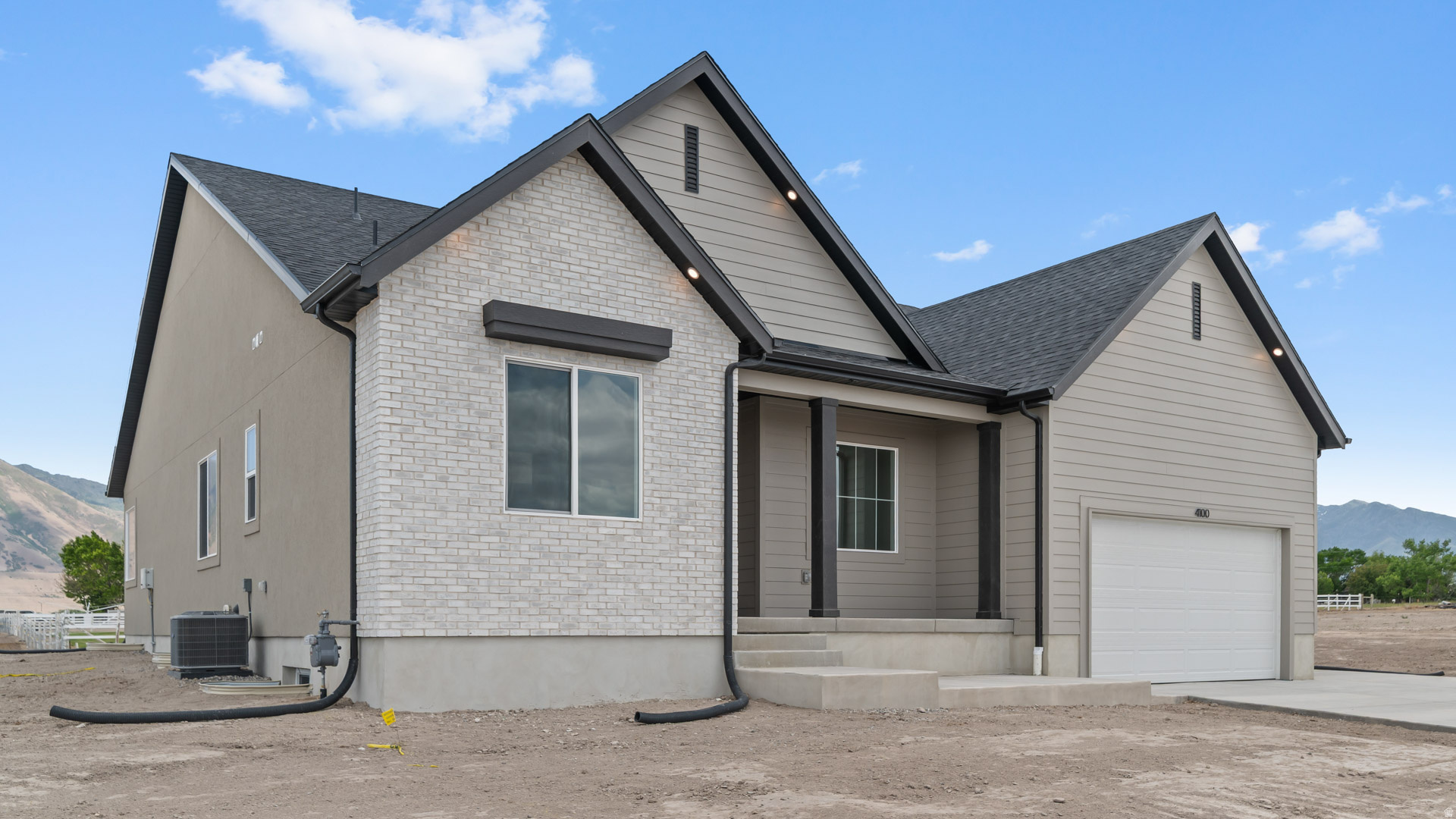RILEY PARK - Residential