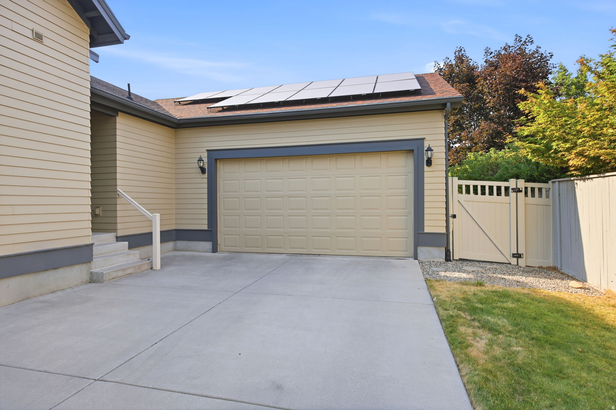 KENNECOTT - Residential