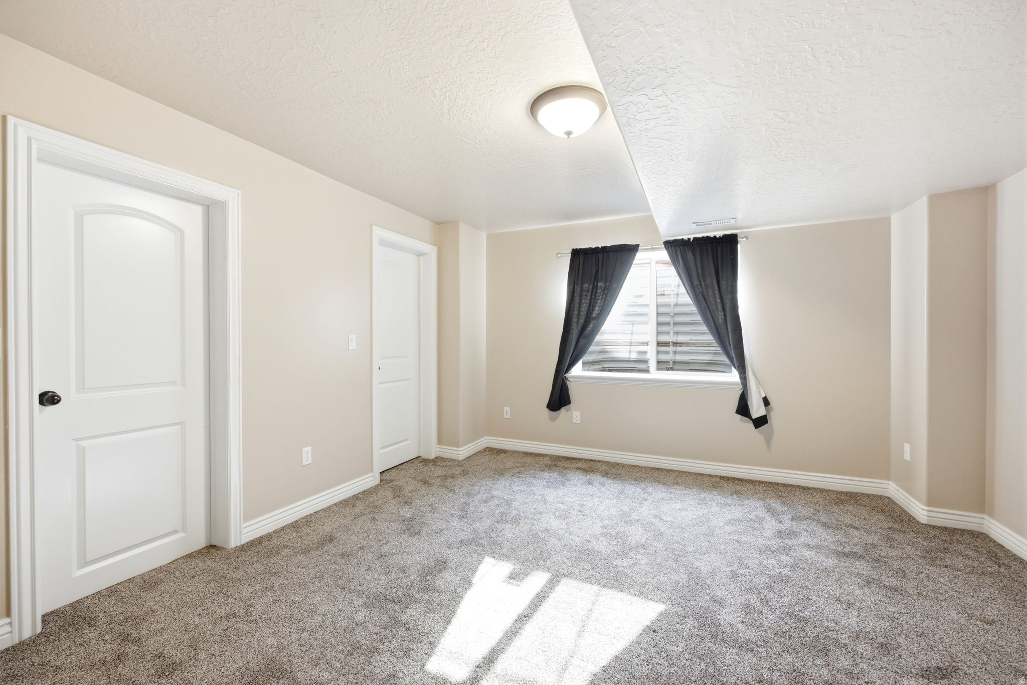 KENNECOTT - Residential