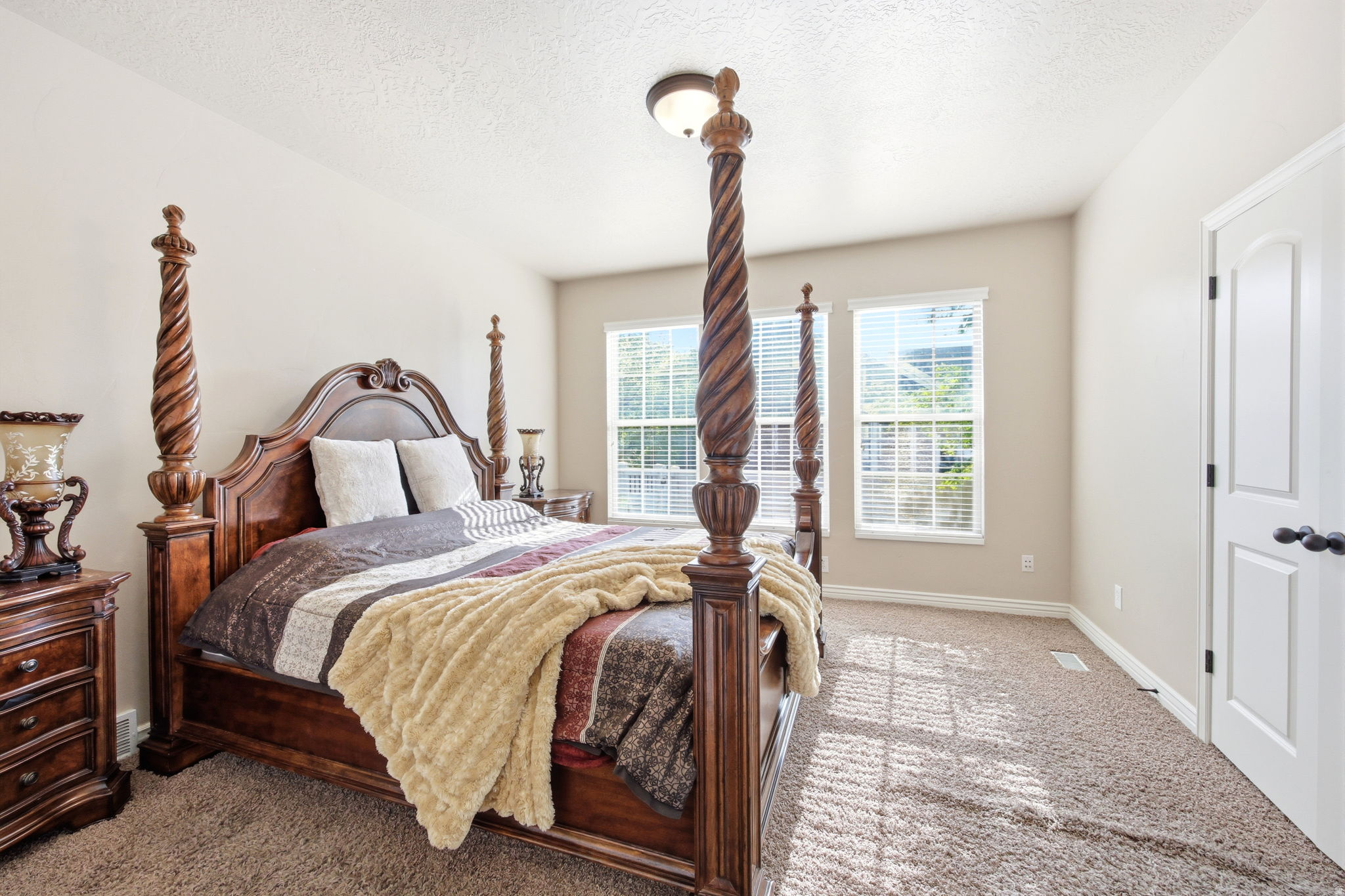 KENNECOTT - Residential