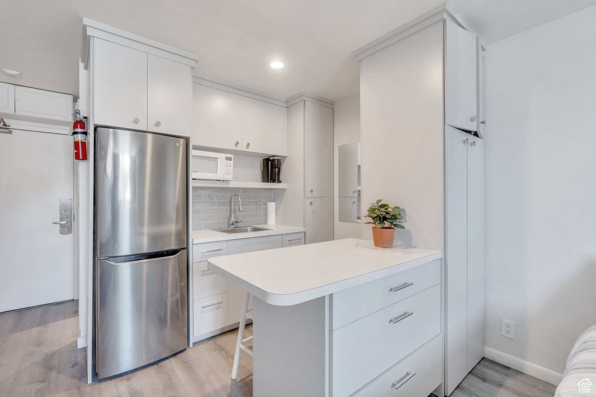 PROSPECTOR SQUARE CONDO - Residential