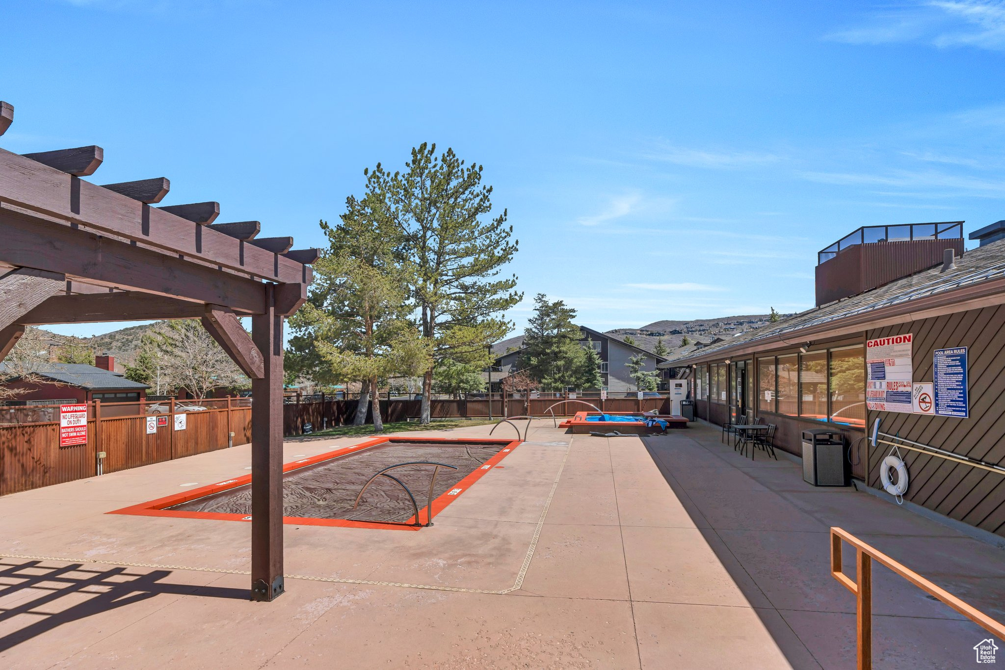 PROSPECTOR SQUARE CONDO - Residential