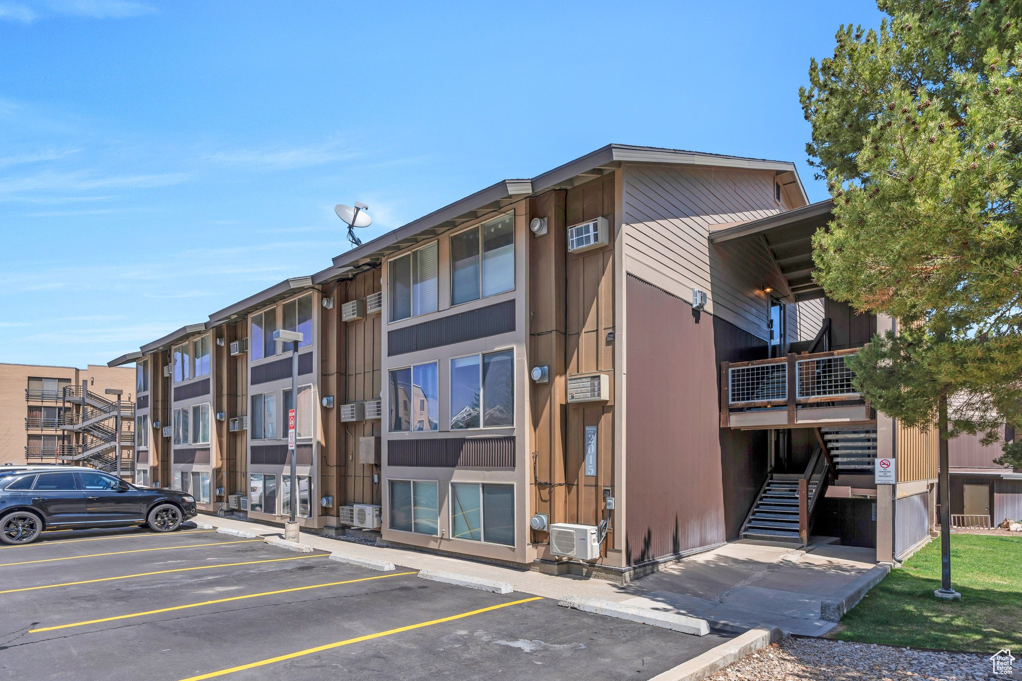 PROSPECTOR SQUARE CONDO - Residential