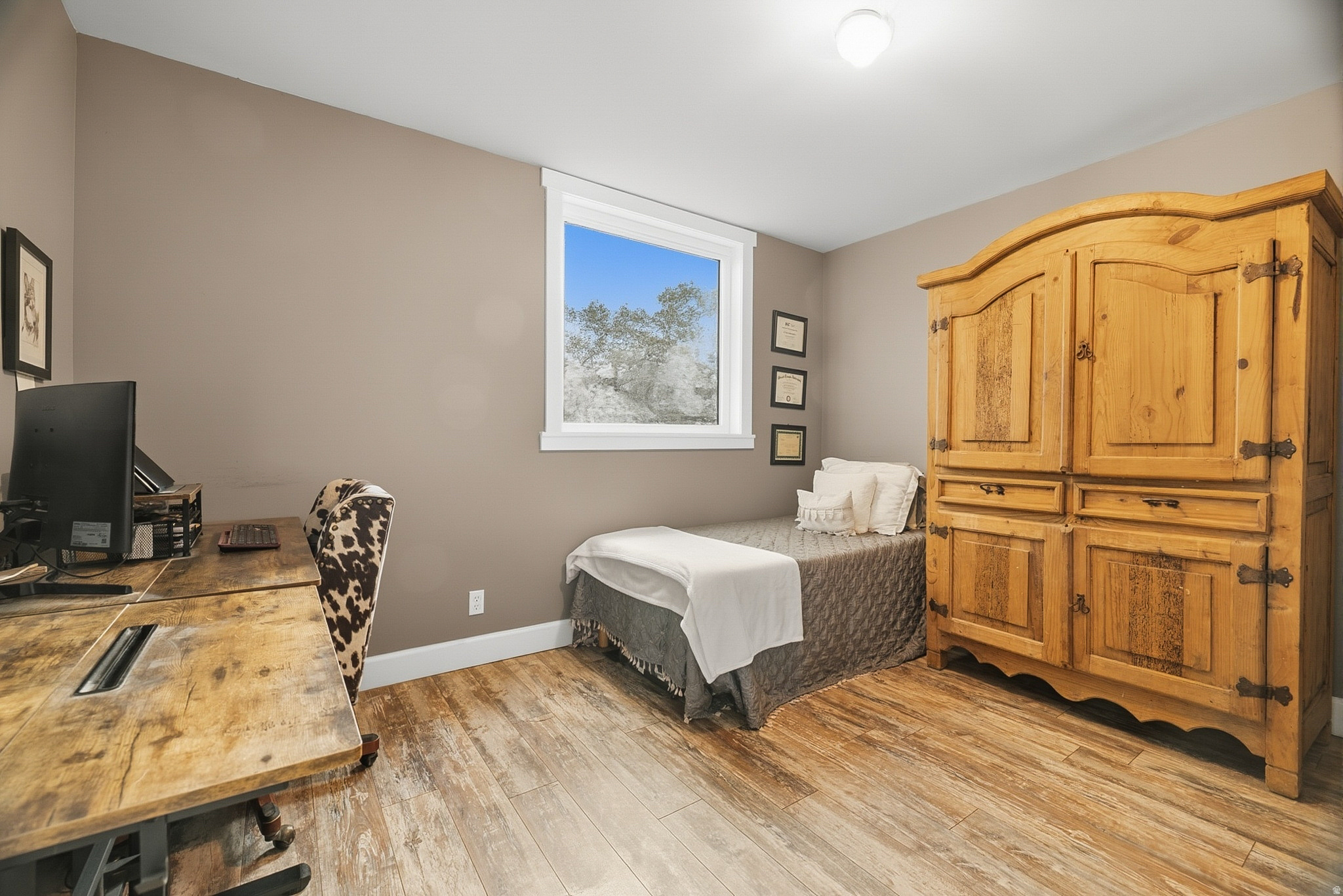 FRANCIS TOWN - Residential