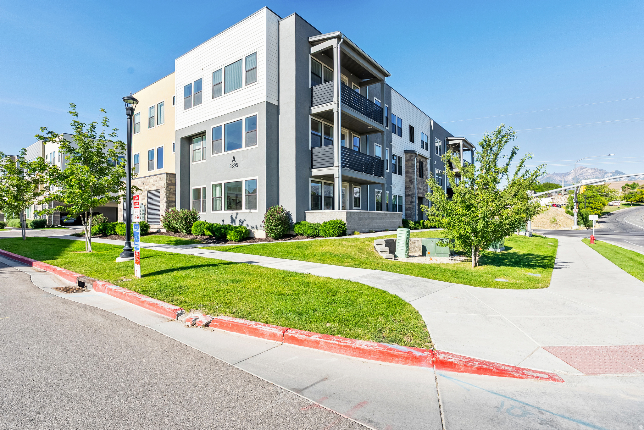 JORDAN HEIGHTS - Residential