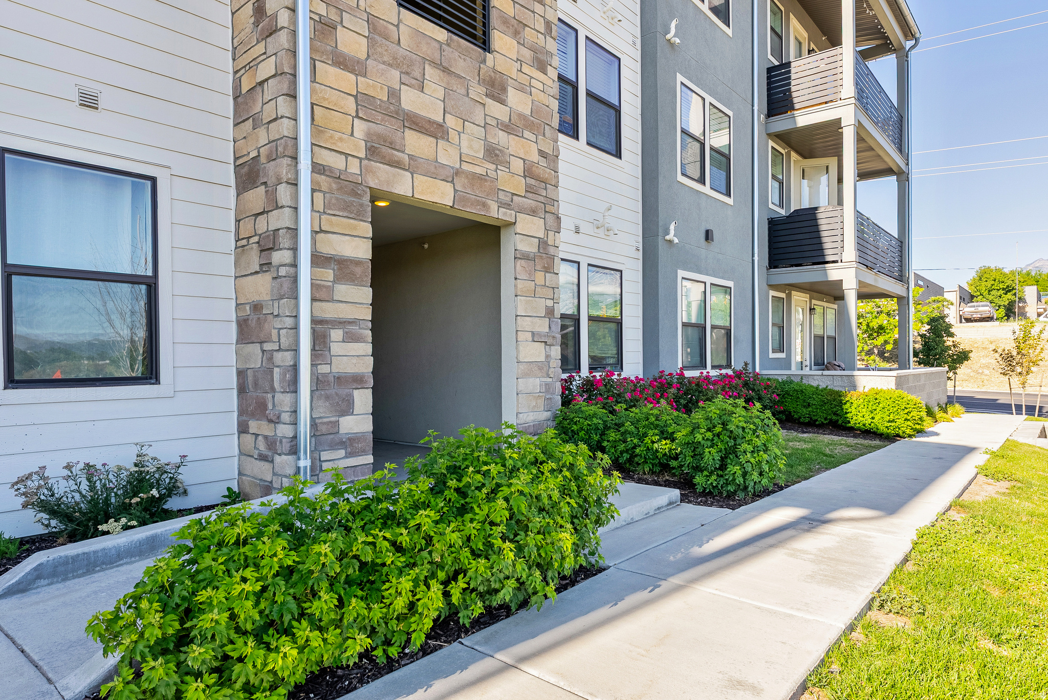 JORDAN HEIGHTS - Residential