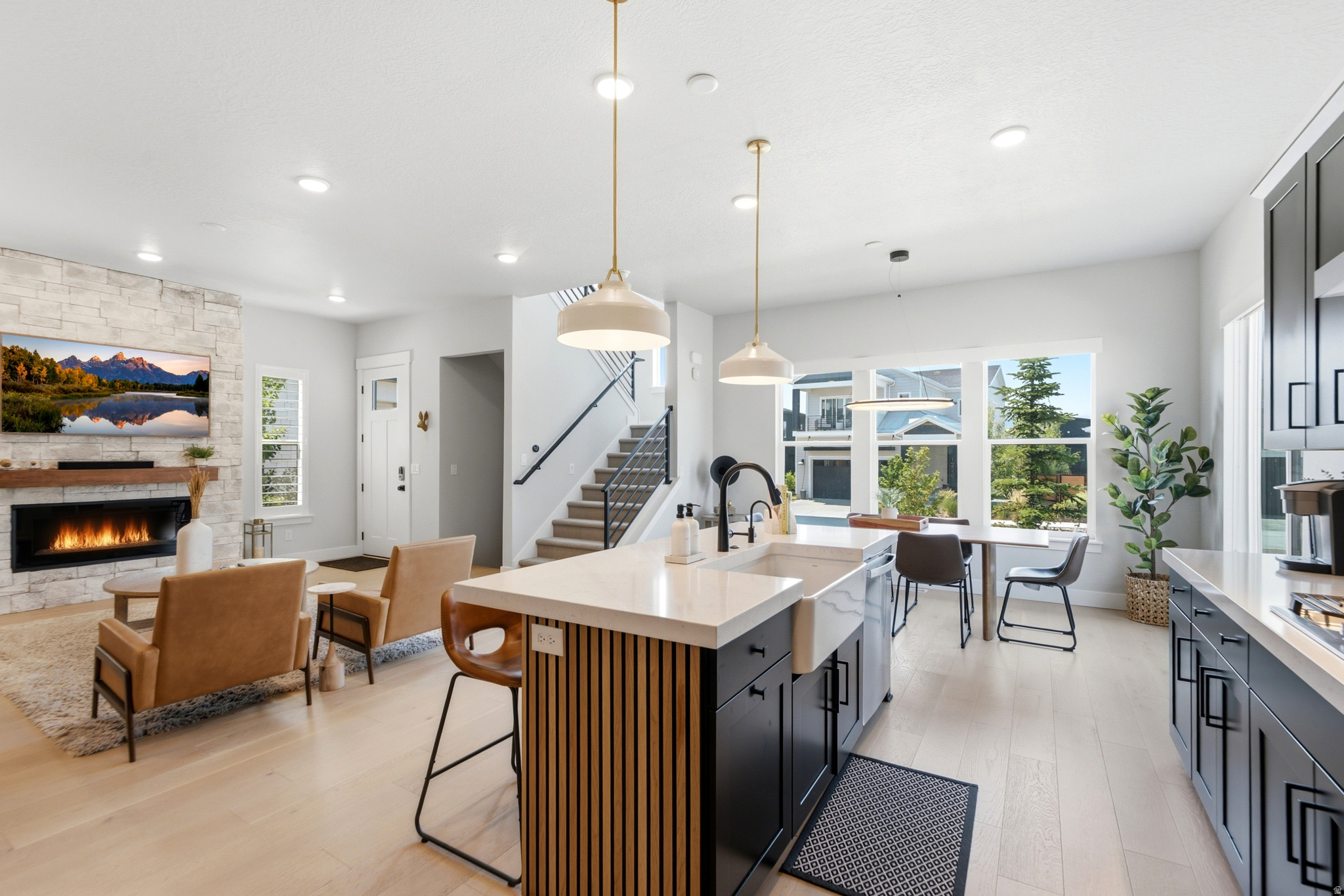 SILVER CREEK - Residential