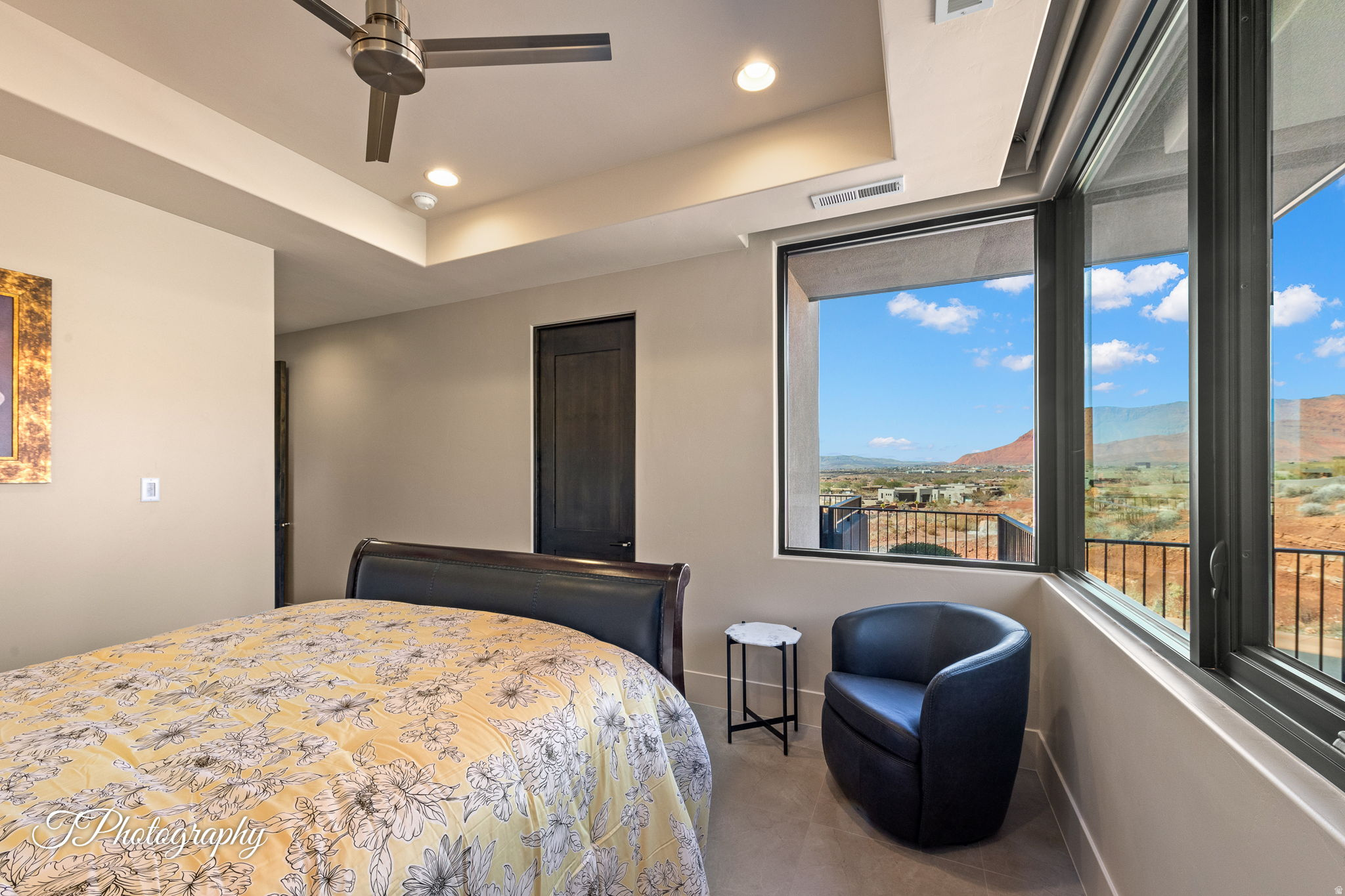 VISTAS AT ENTRADA - Residential