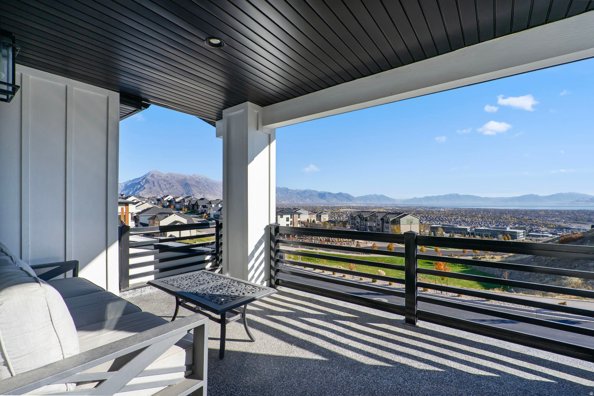 SEASONS ESTATES - Residential