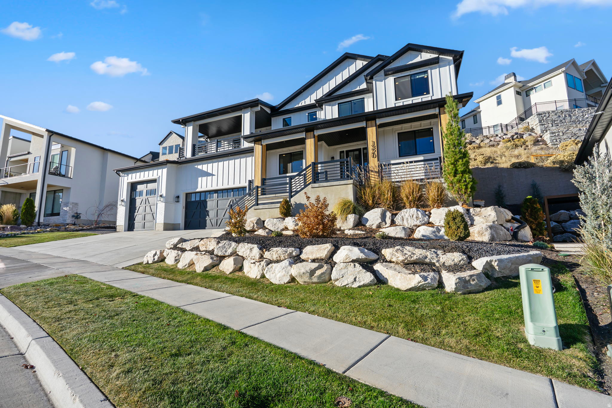 SEASONS ESTATES - Residential