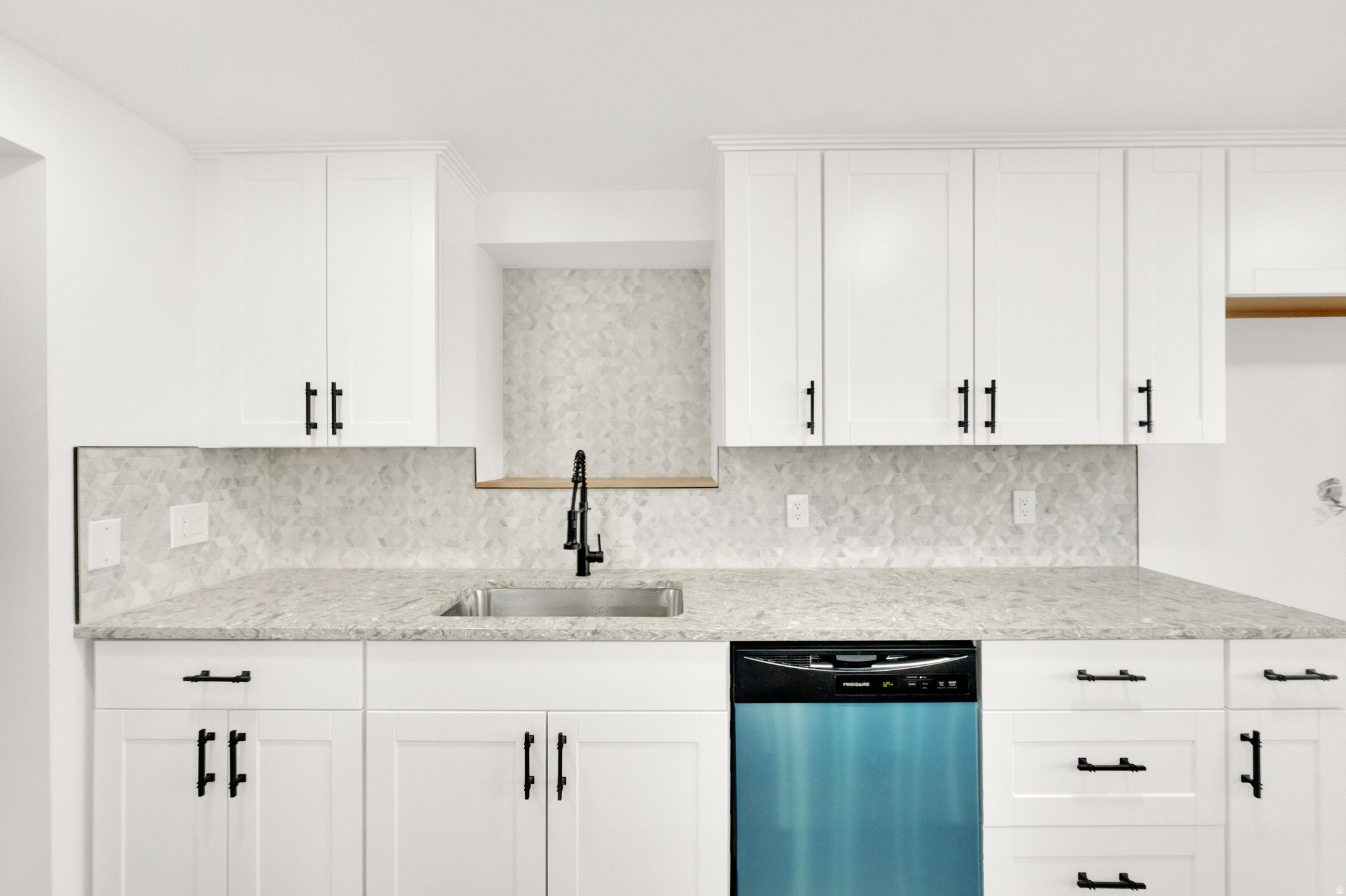 VAE VIEW - Residential