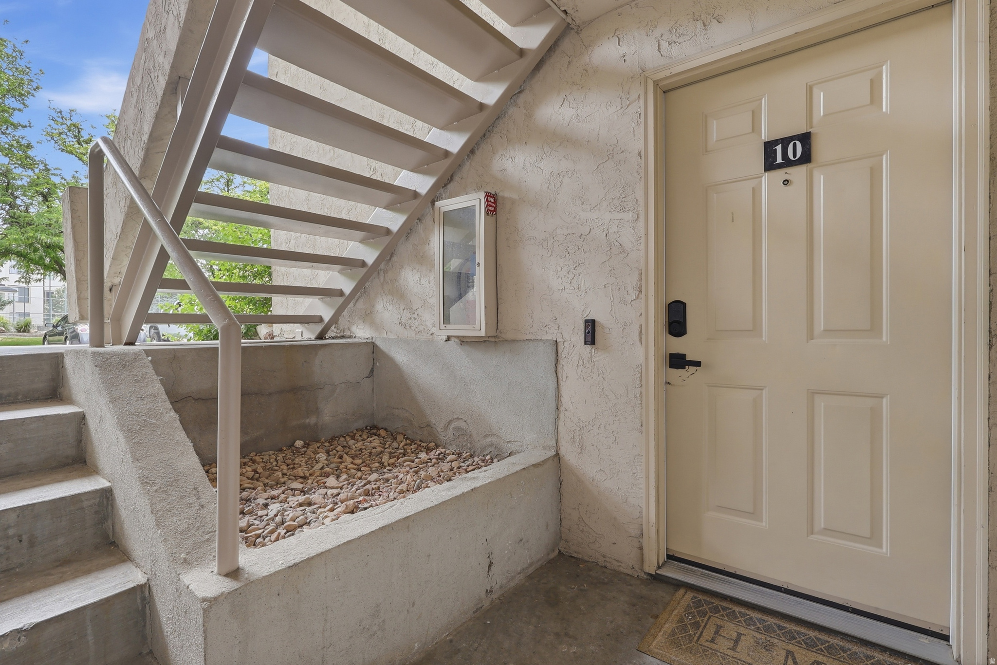 HILL CREEK - Residential