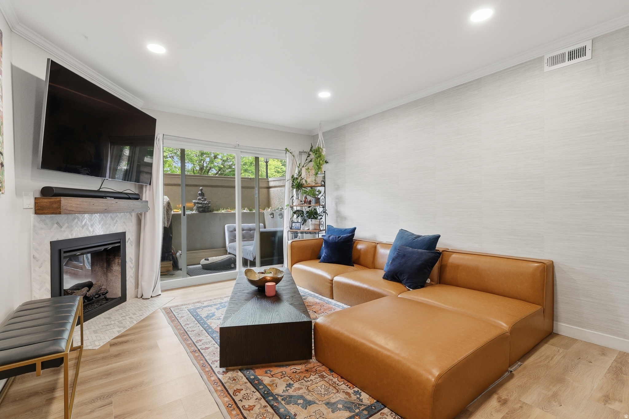 HILL CREEK - Residential