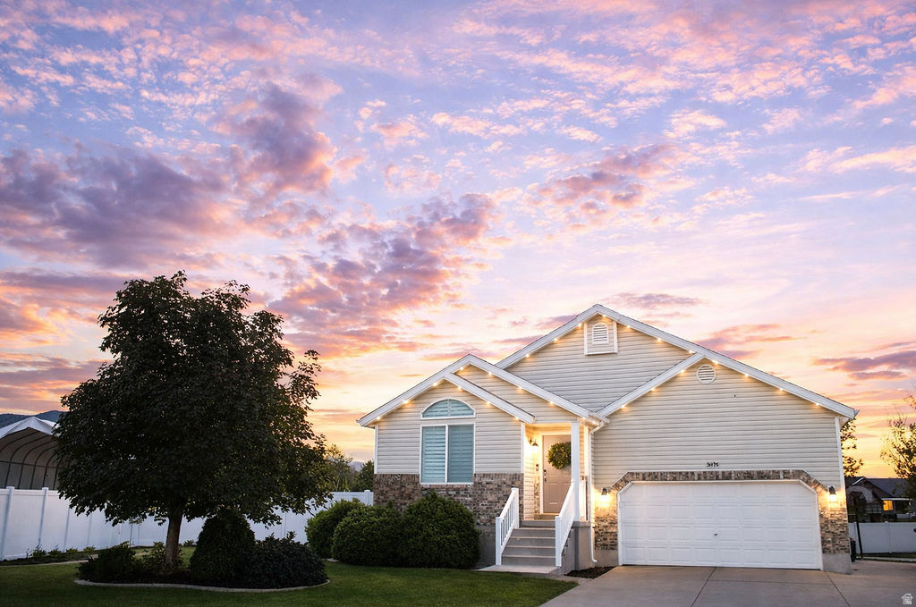 MEADOWS - Residential