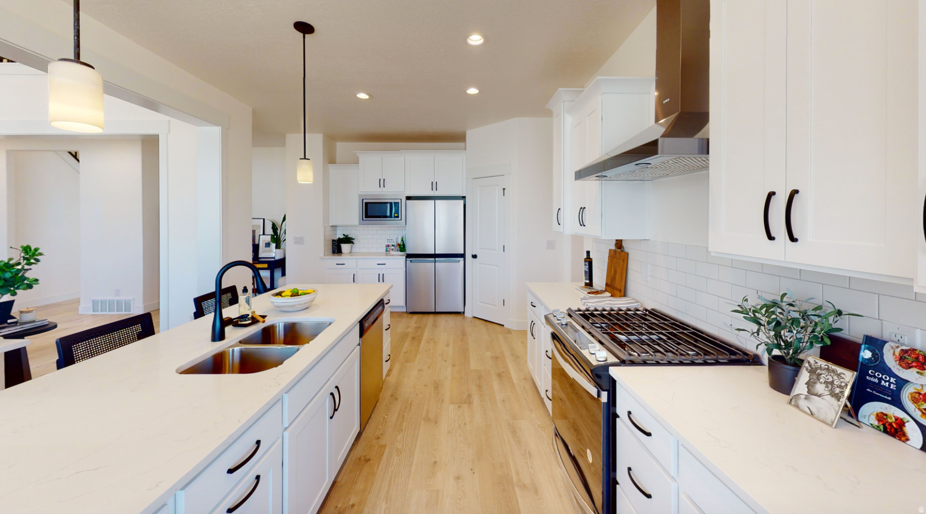 GARRETT'S PLACE - Residential