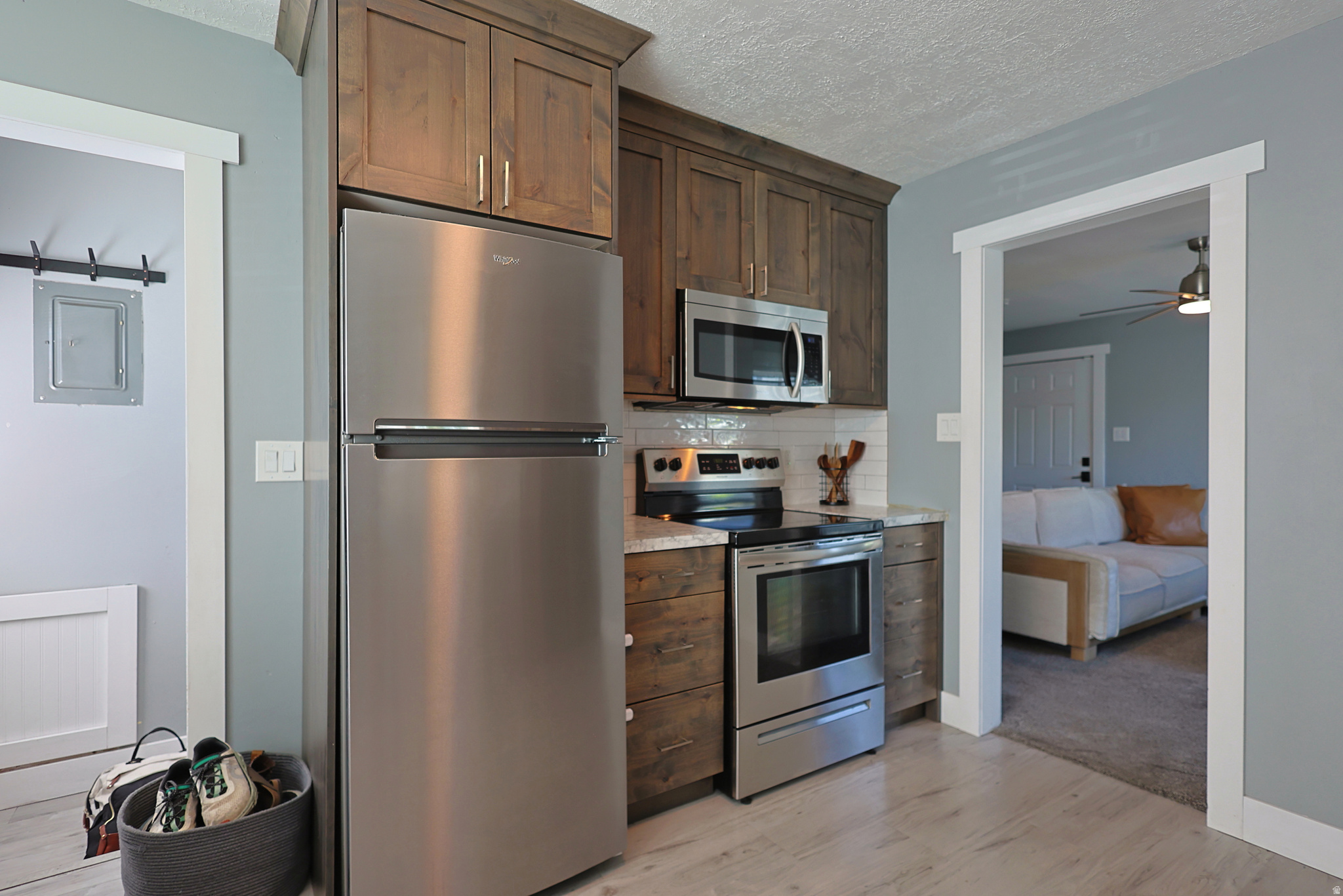 LINWOOD PLACE - Residential