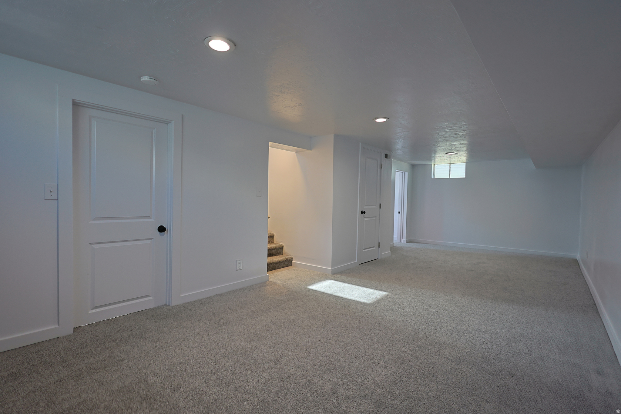 LINWOOD PLACE - Residential