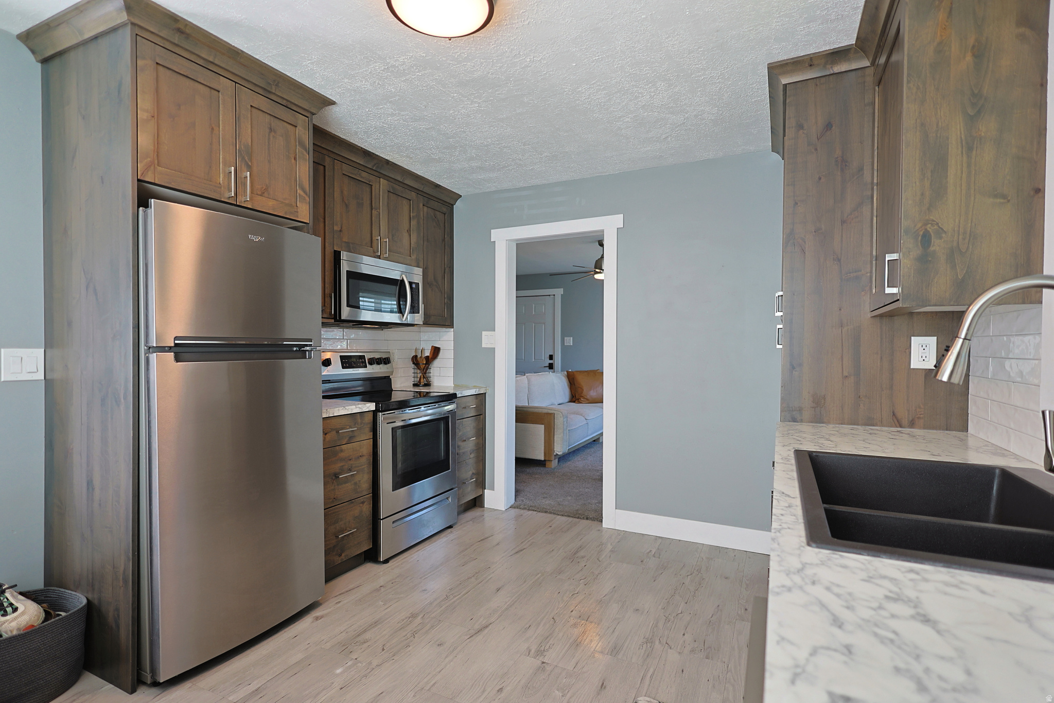 LINWOOD PLACE - Residential